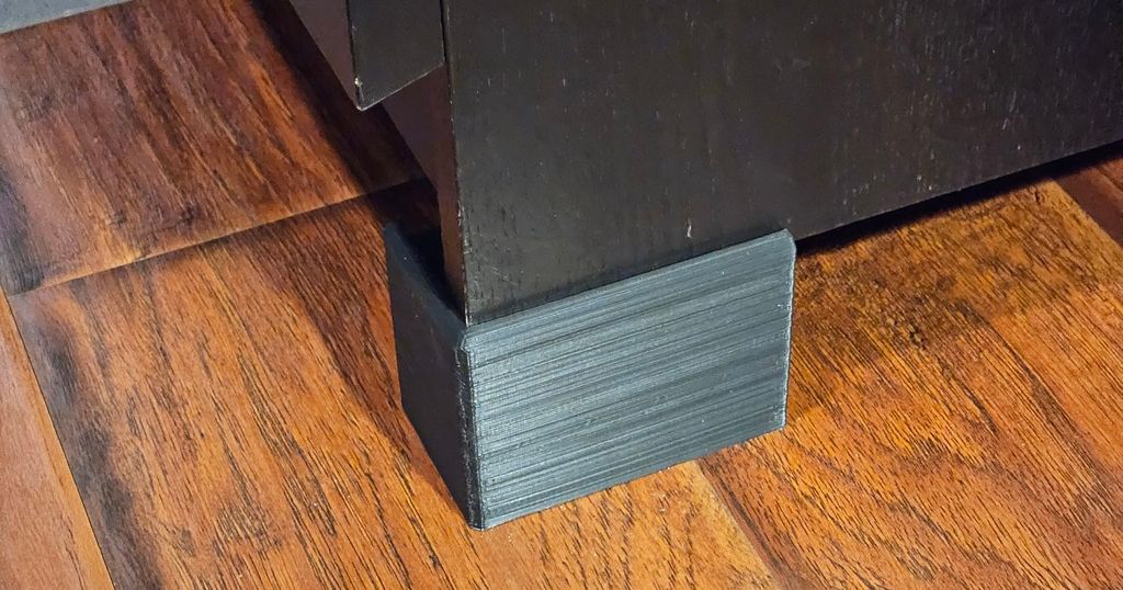 Desk Furniture Bed Risers Legs by ZR | Download free STL model ...
