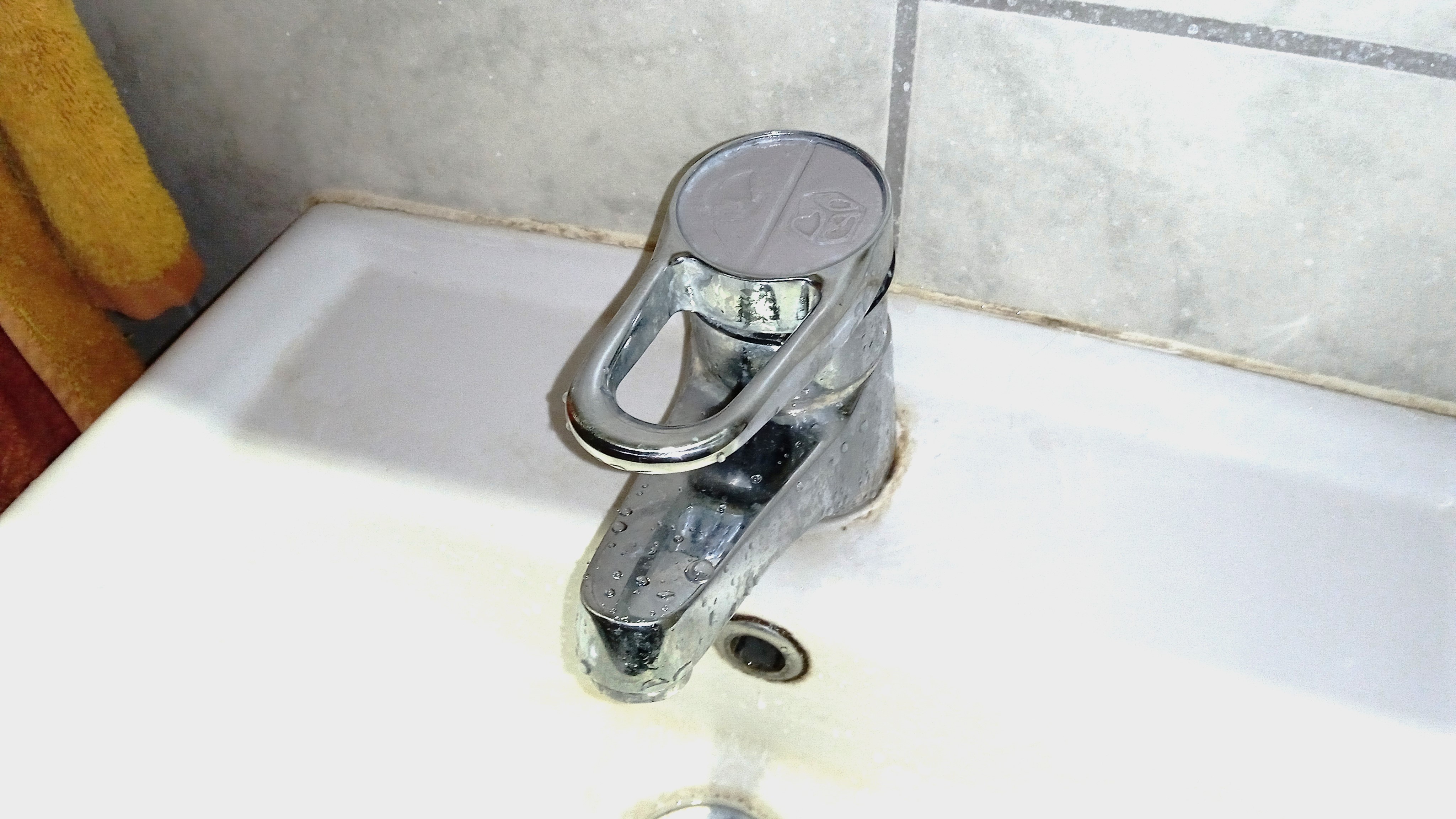sink faucet cover by MakeSimple Download free STL model