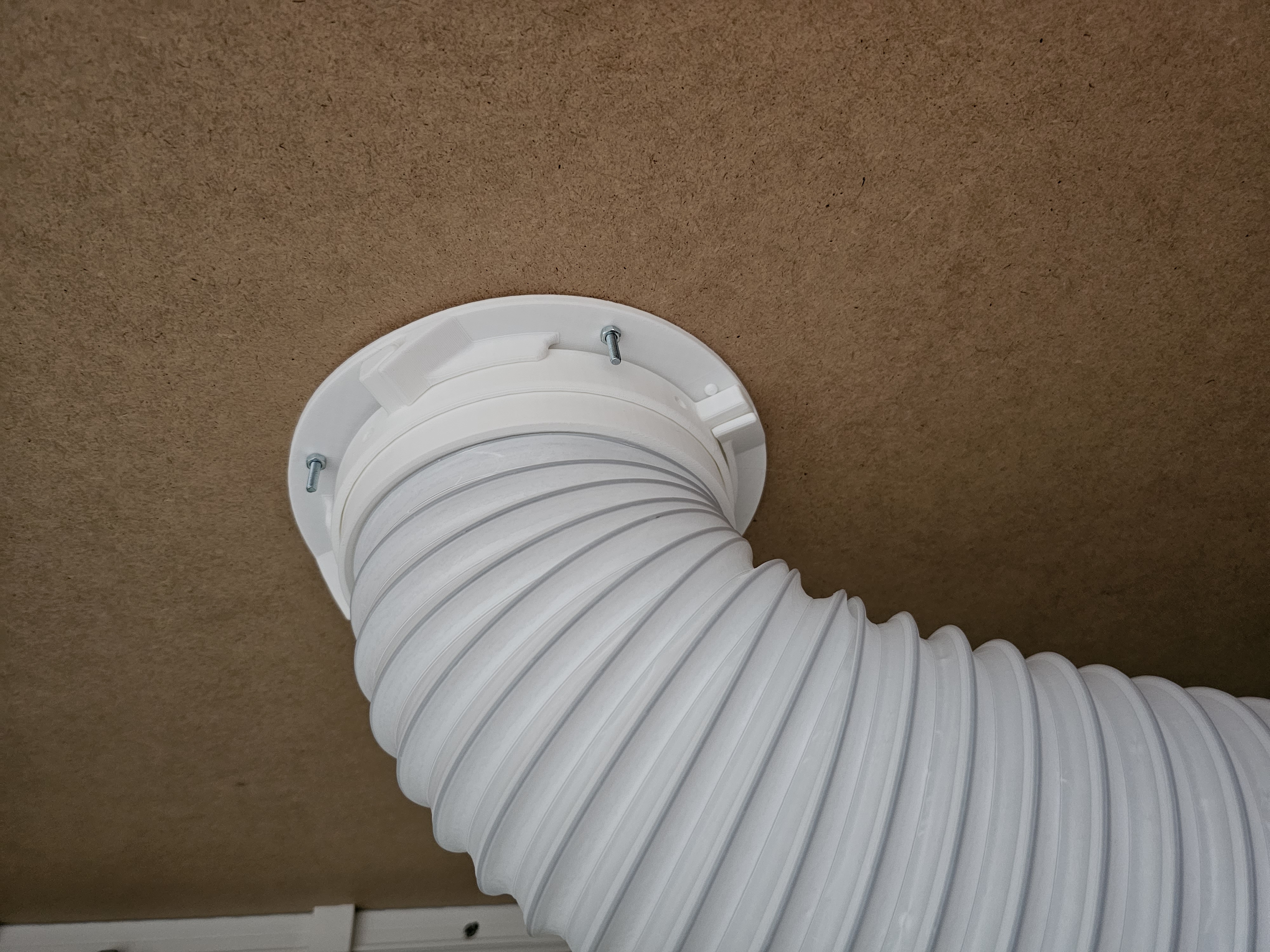 150mm Klimaanlagen Adapter für Fenster / 150mm Air Condition Adapter for Windows