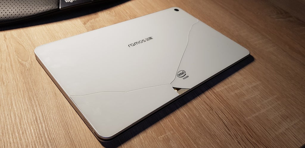 Back plate panel cover for Tablet RAMOS i9 MODECOM FreeTAB 9000 and clones