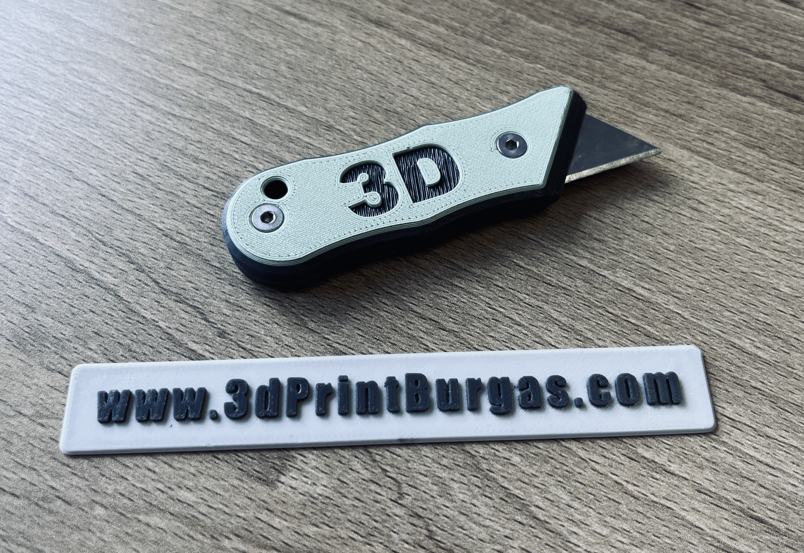 Miniatura 4 do modelo 3D Replaceable razor blade utility knife