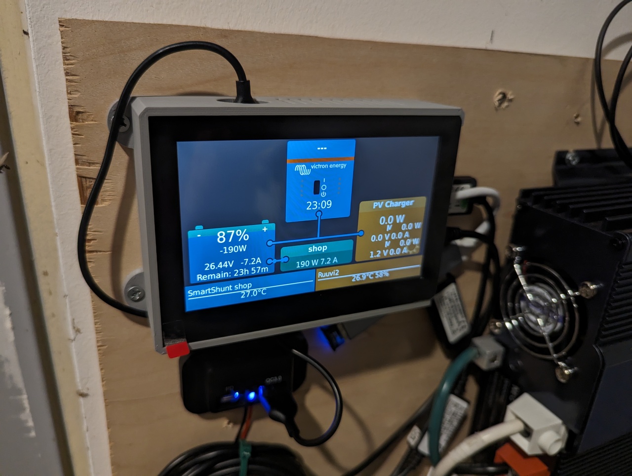 Ingcool 5inch DSI Pi screen case