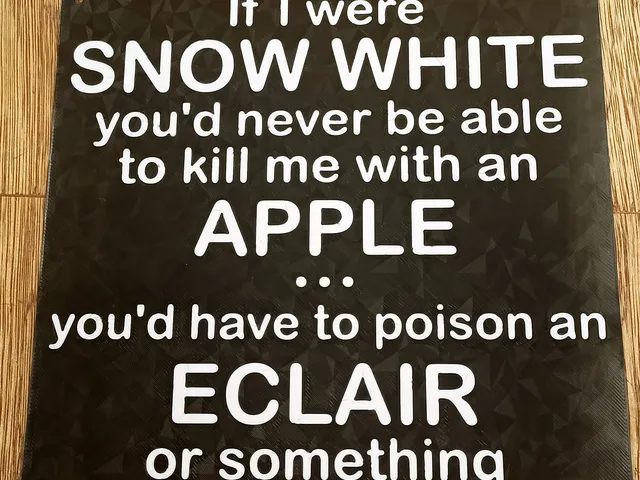 Funny Sign - "If I were Snow White you'd never be able to kill me..."