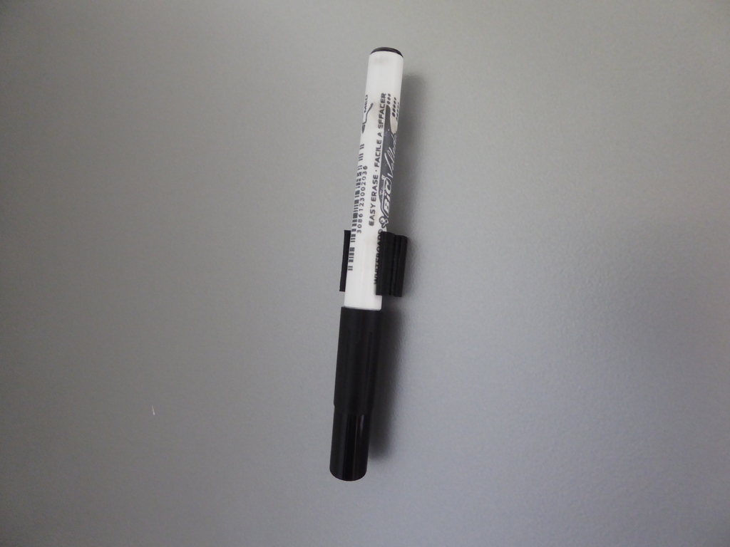 Whiteboard marker magnetic holder