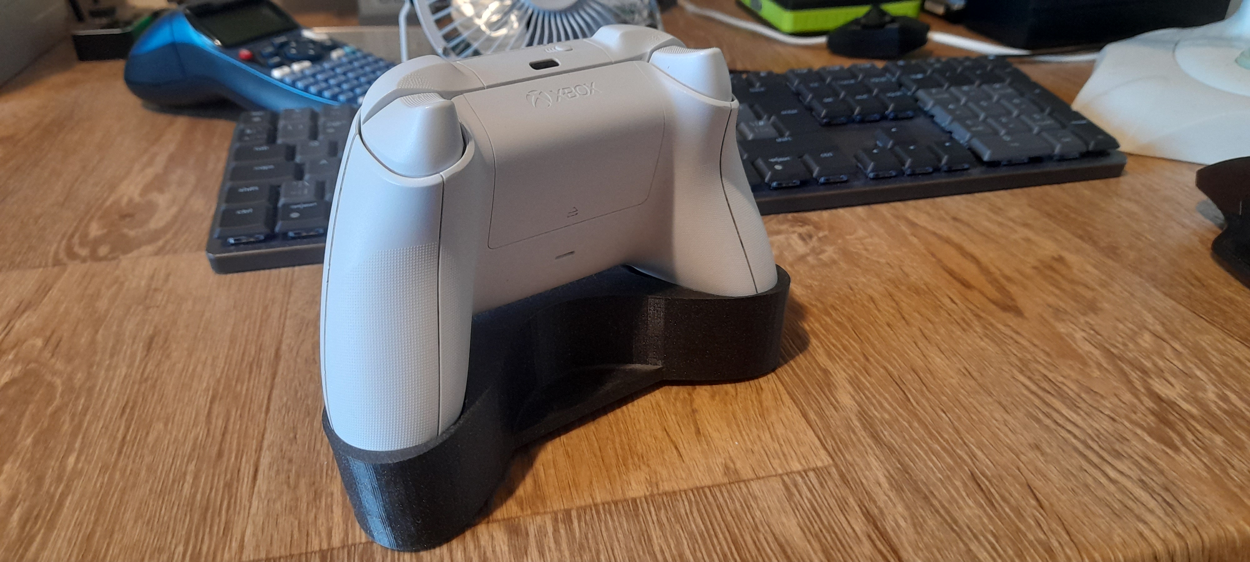 Xbox Series S controller stand by smooth_jamie Download free STL