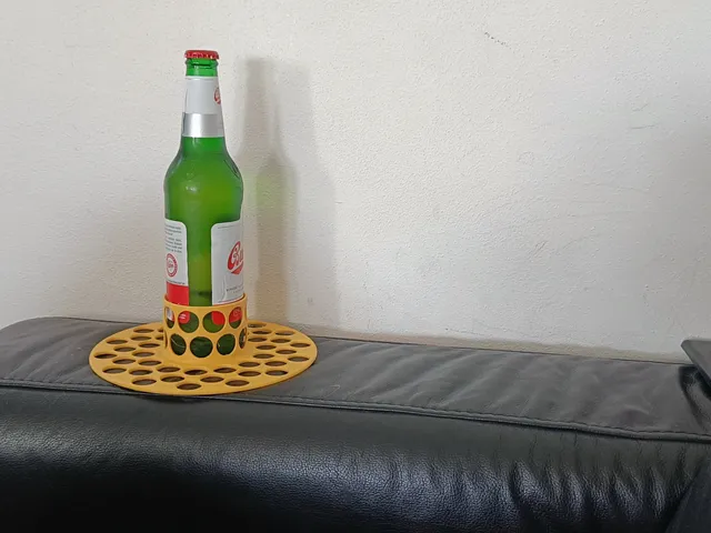 Beer holder, Stojan na pivo