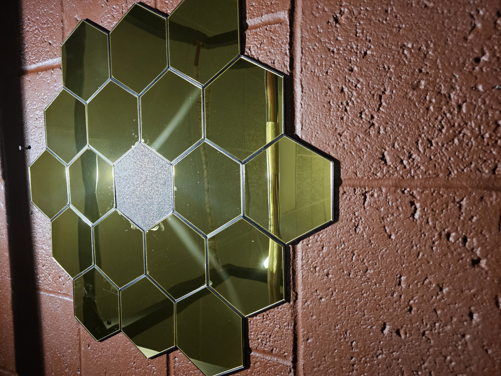 Hex Mirror by Ant Download free STL model