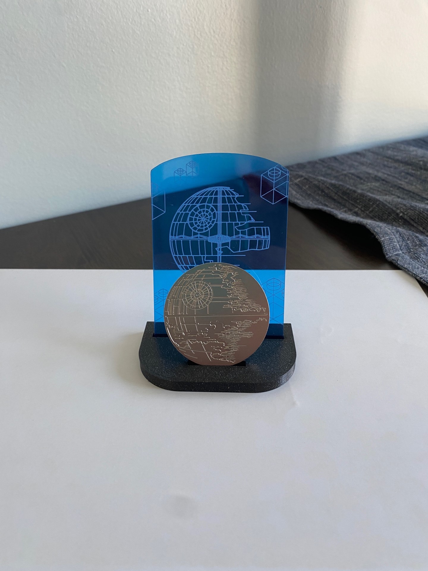 LEGO Star Wars Death Star II Blueprint and Coin Stand