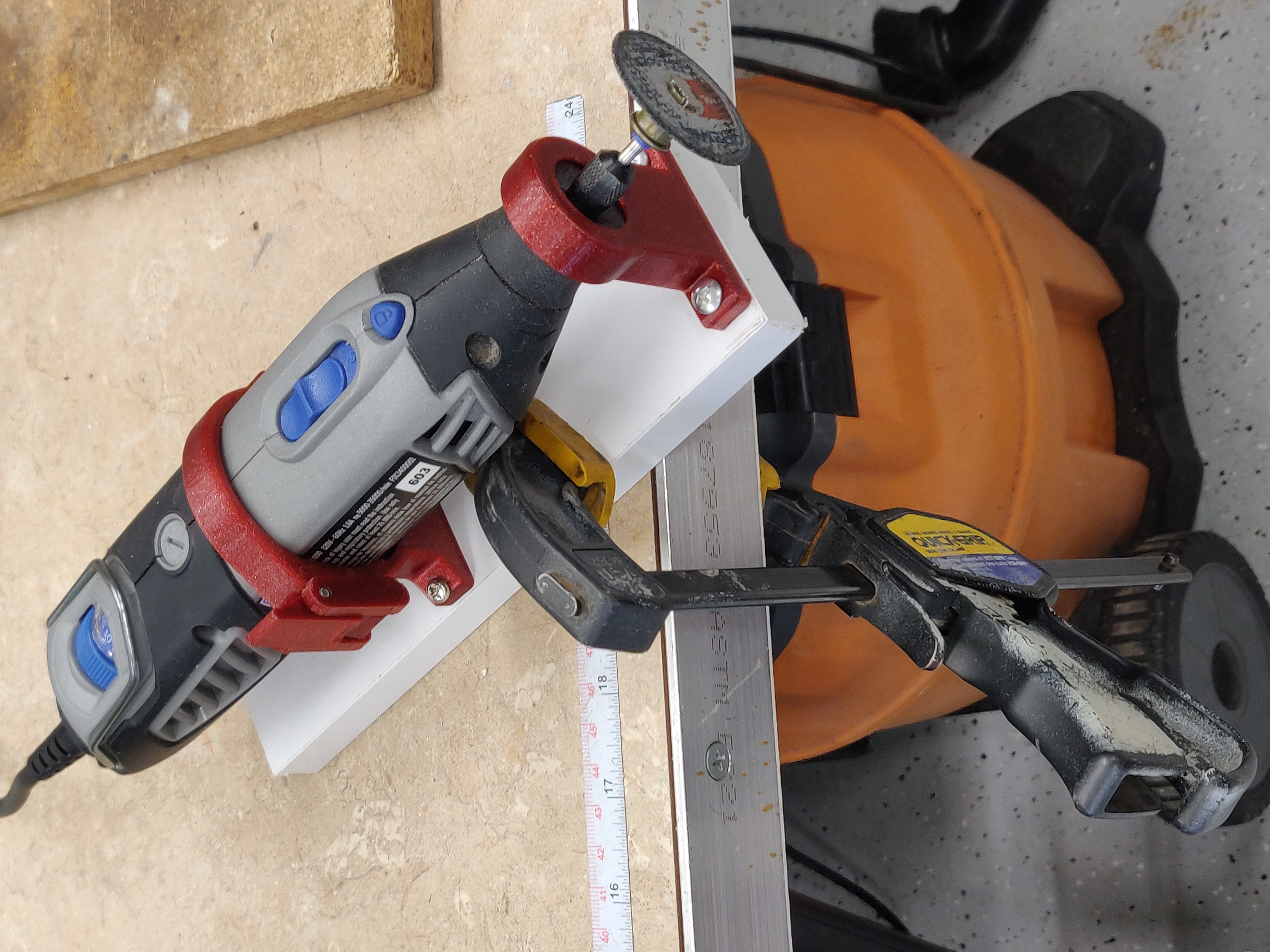 Dremel 4000 holder clamp
