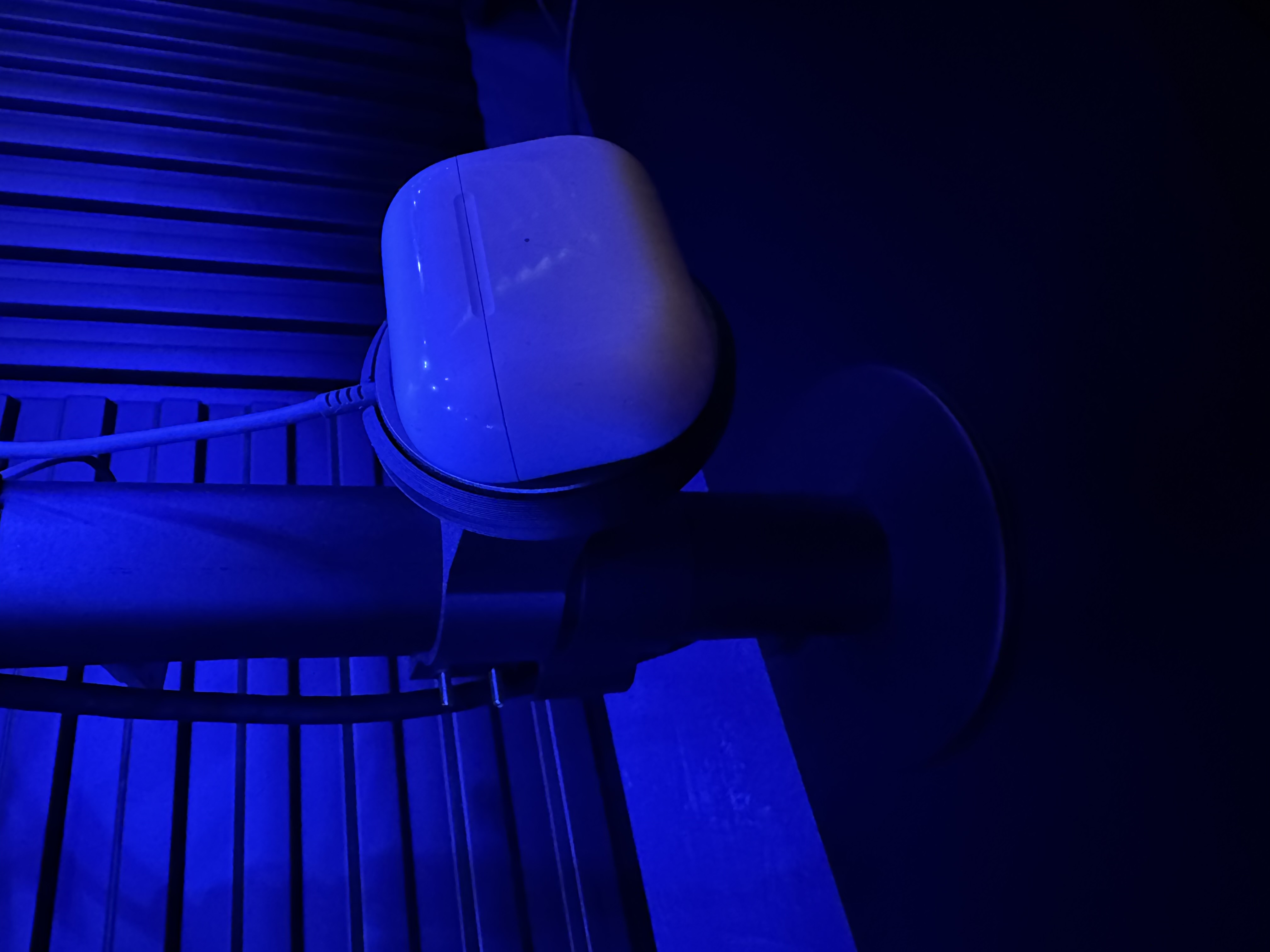 Under Monitor Pole -  Jsaux Magsafe Holder