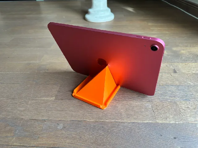 minimalistic tablet or phone stand with multiple angles
