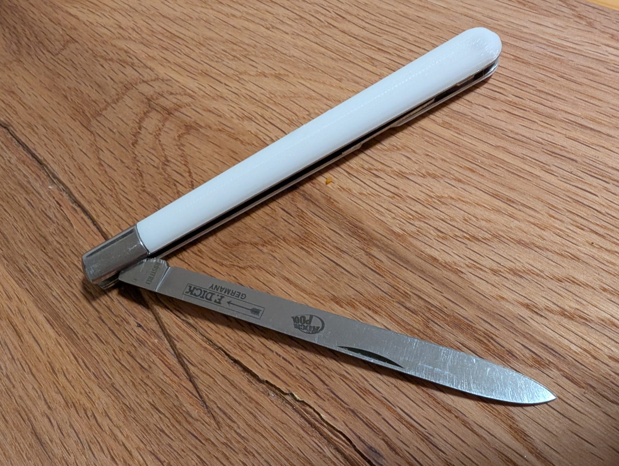 F. Dick Folding Knife – Bakelite Handle Replacement