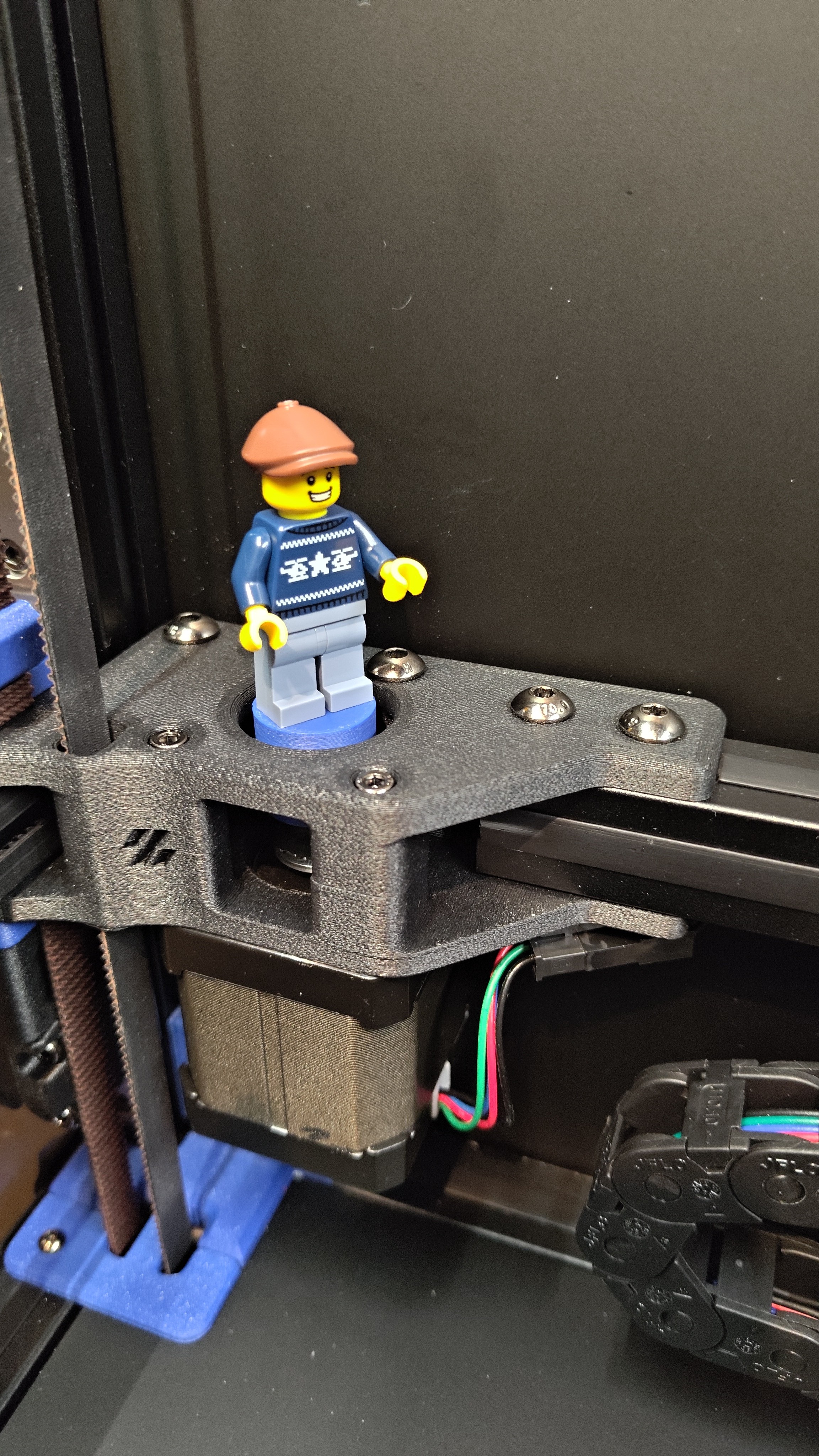 LEGO Minifigure Mount for Stepper Motors