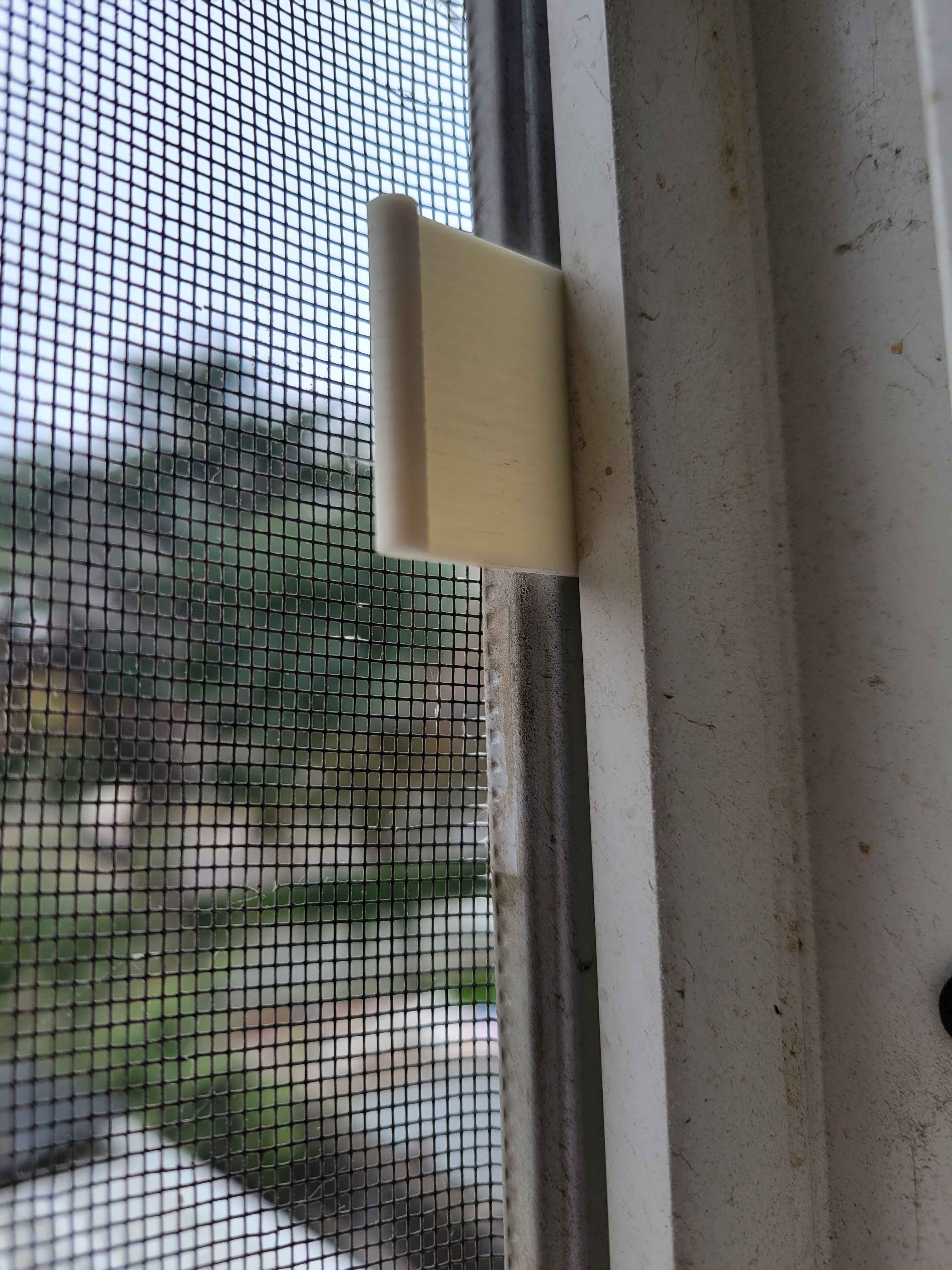 Window Screen Pull Tab