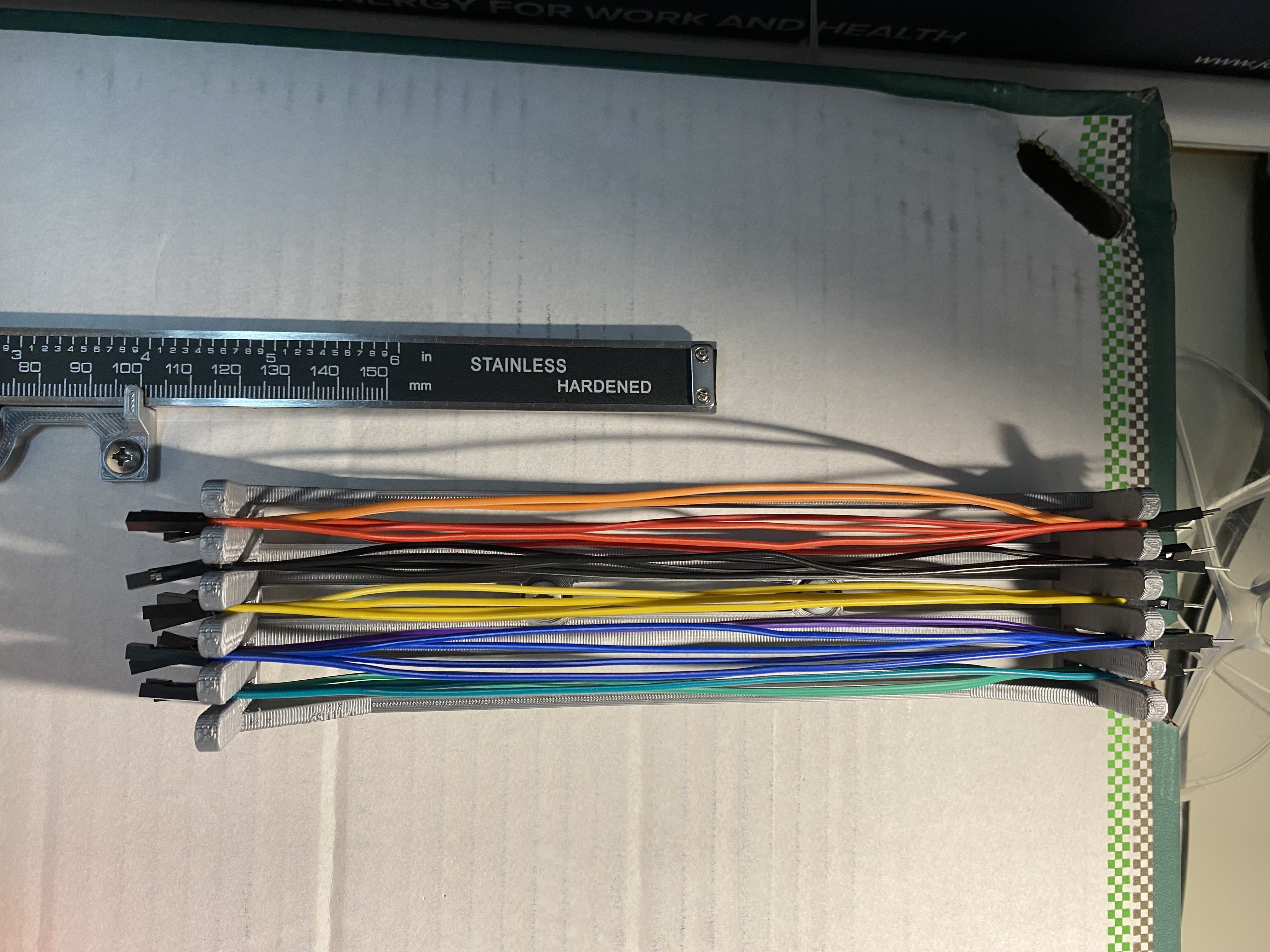 Wall mounted Dupont jumper wire organizer