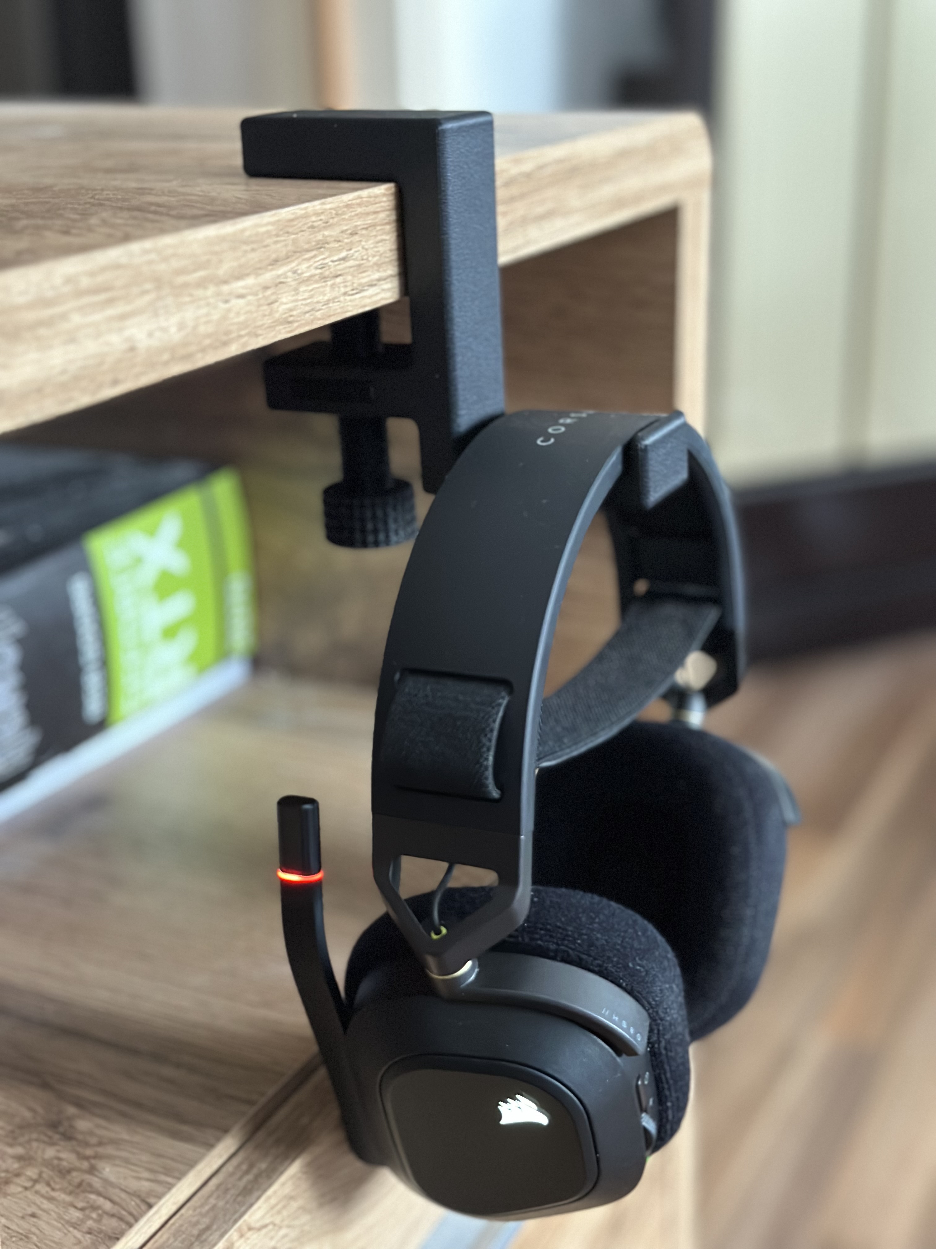 headset-holder-by-kruuu-download-free-stl-model-printables