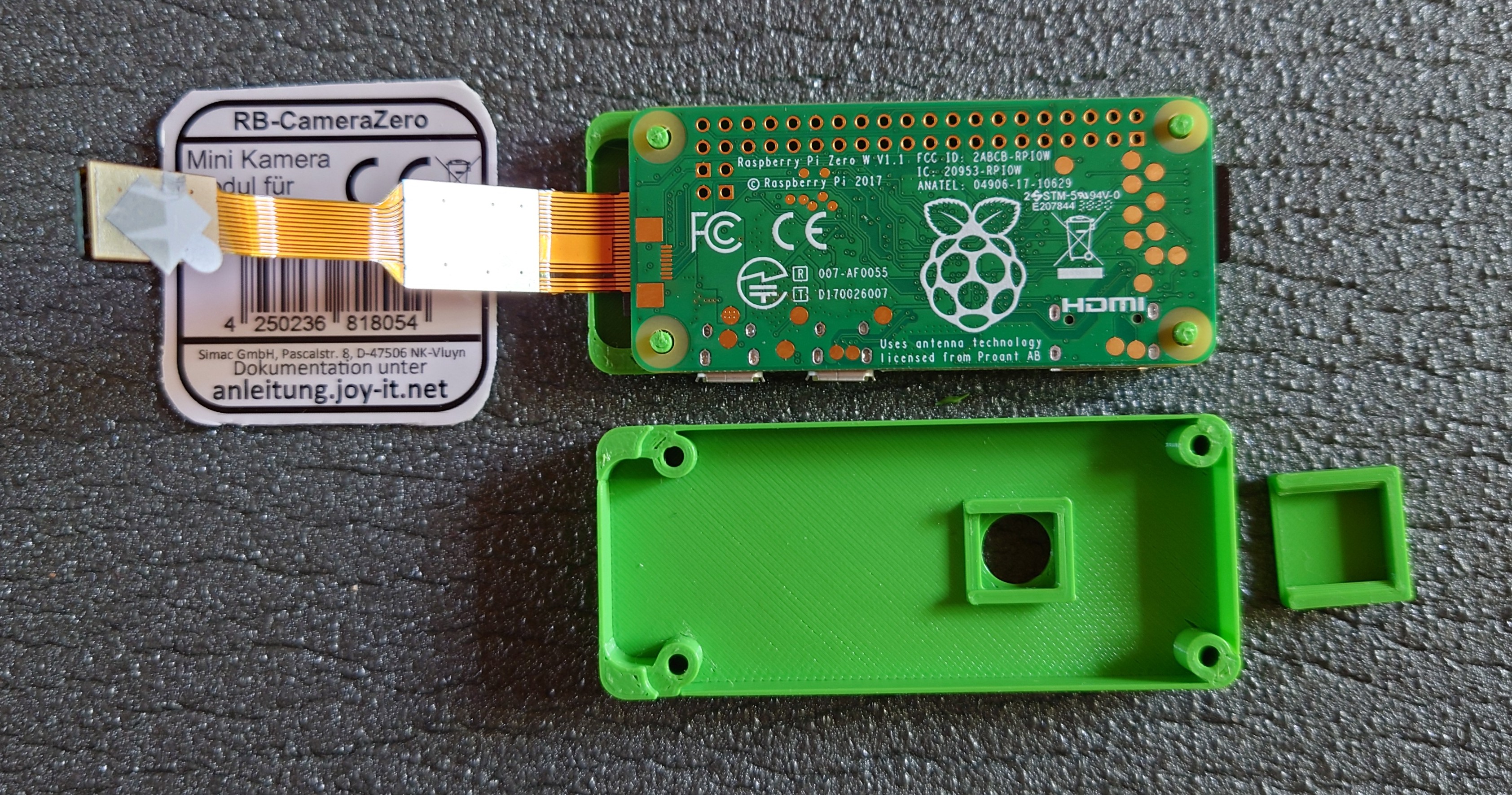 Raspberry Pi Zero Casing with Stand or Clamp by gillis Download free