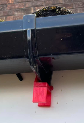 UK Gutter clip for 38x25mm Trunking
