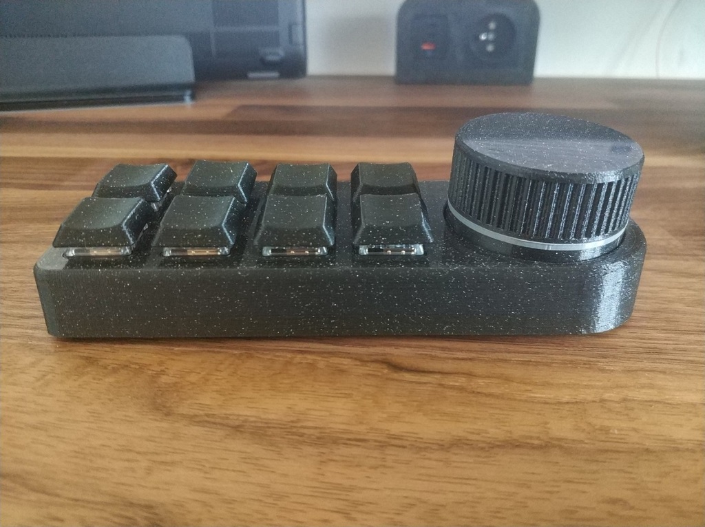 Macro Keyboard with Encoder