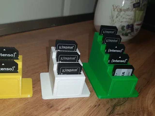 SD card holder