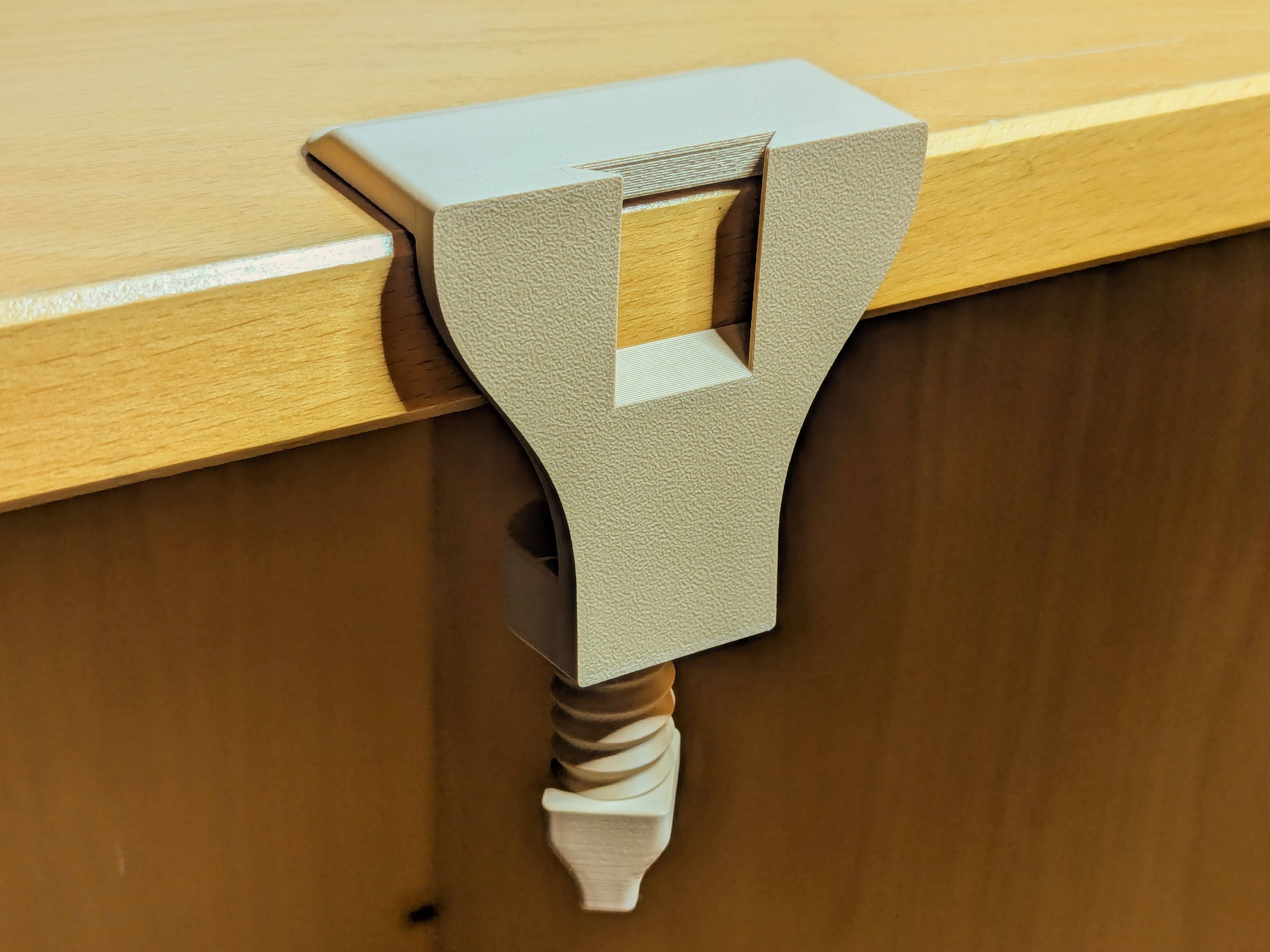 Miniatura 4 do modelo 3D Desk Trash Bin