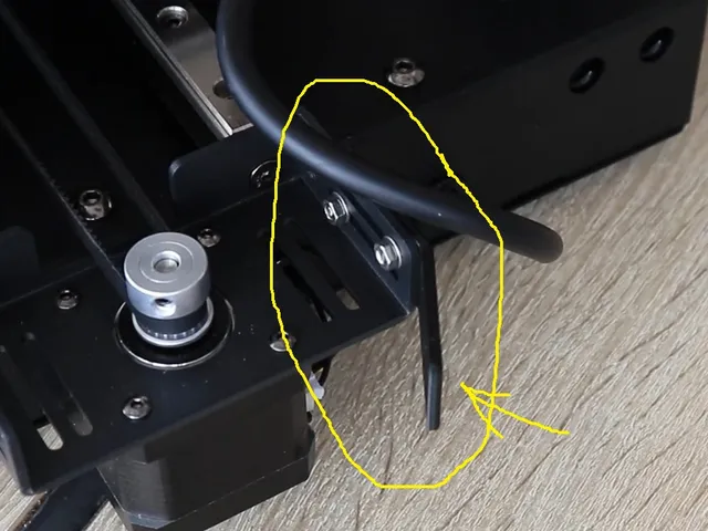 Kingroon KP3S Pro V2 bed cable guide