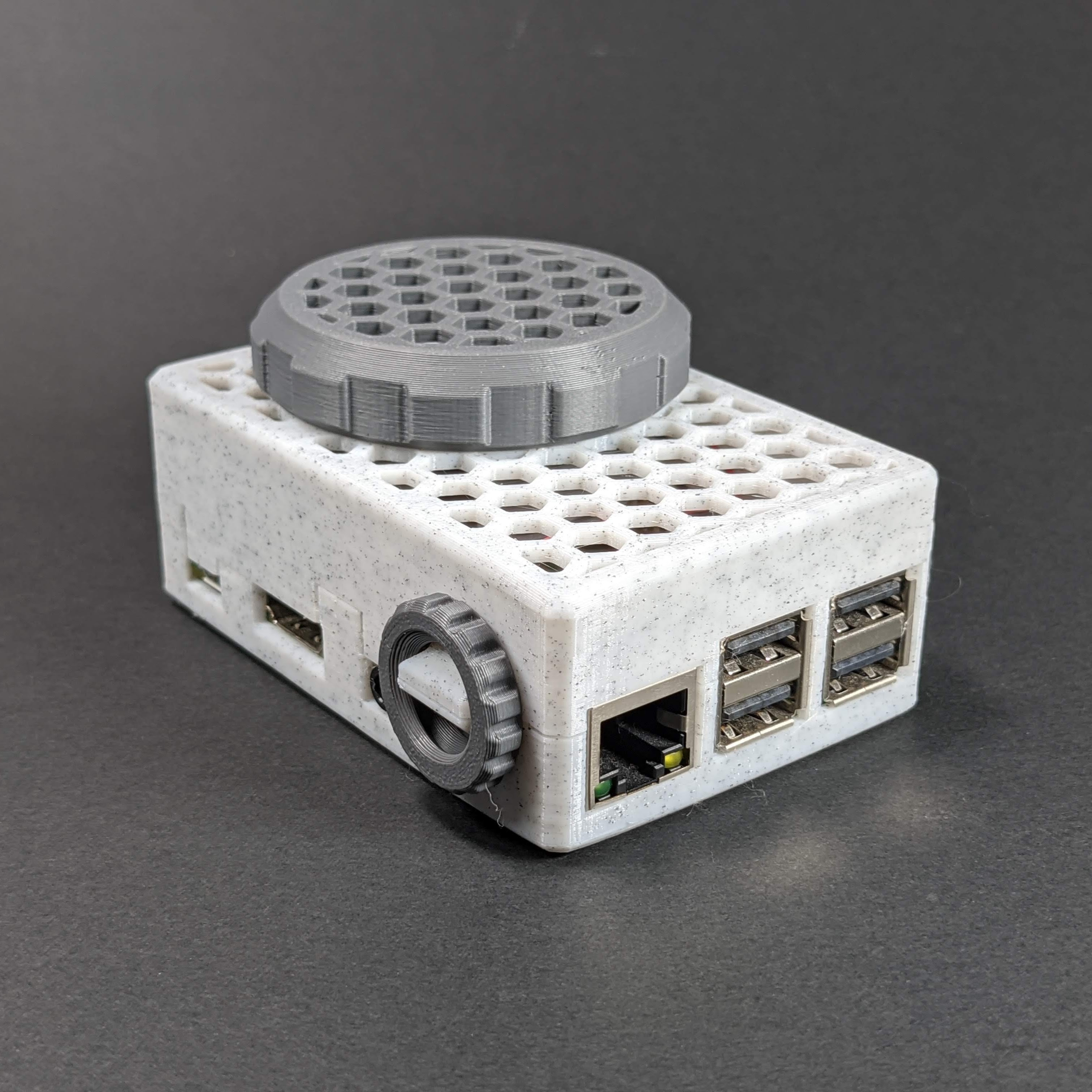 815 Pi3B Hex Breezy Case