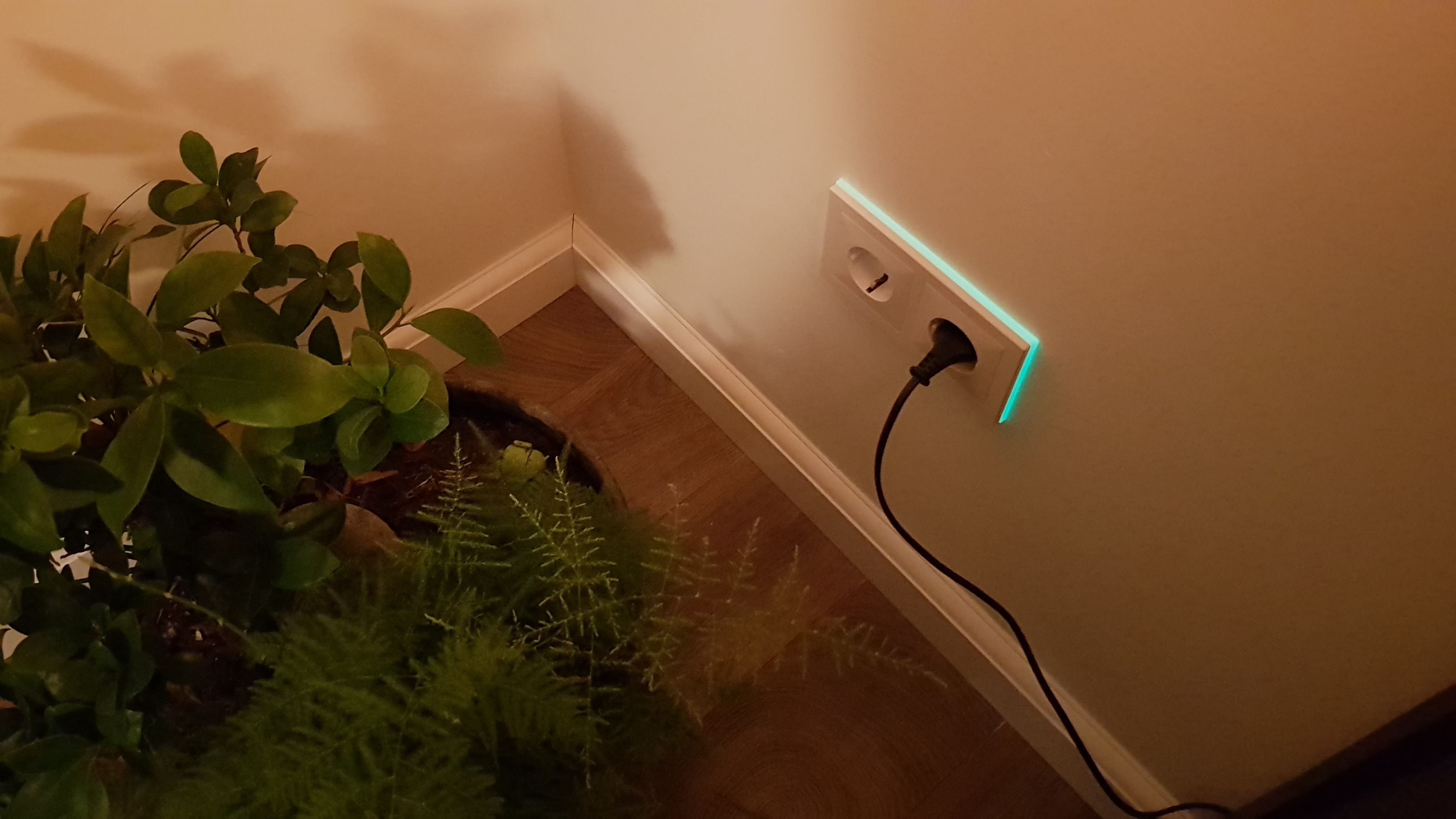 Filler for behinde Outlets // GAMMA Everest afdekplaat afdekraam