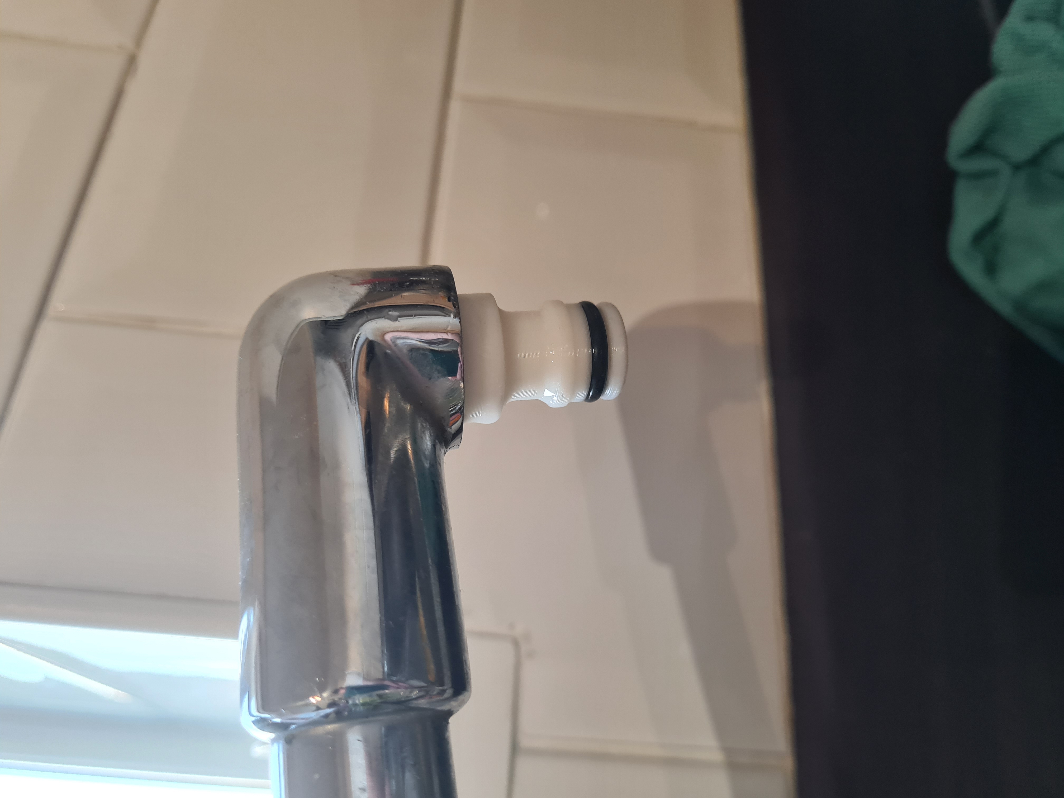 Garden Hose to Kitchen Tap (M24x1.5)