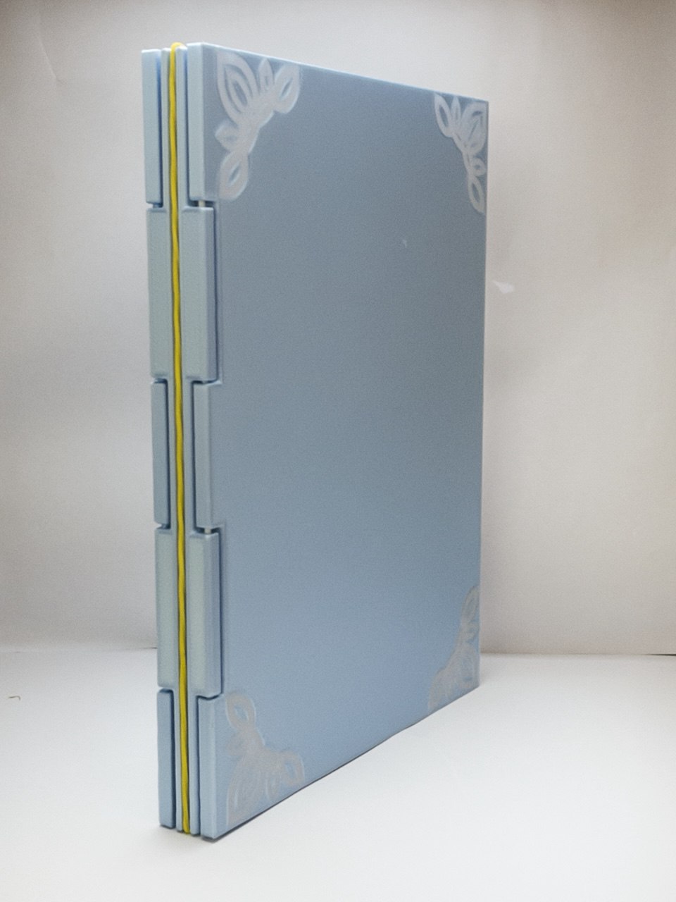 Miniatura 5 do modelo 3D Fantasy Notebook – Document Holder