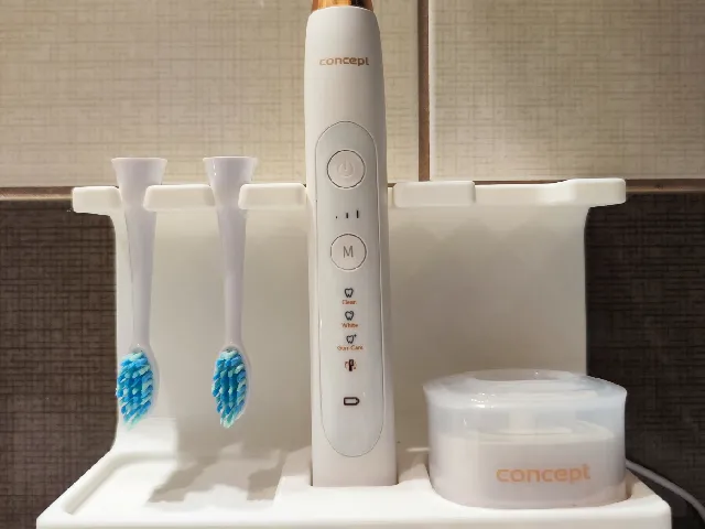 Concept Toothbrush holder