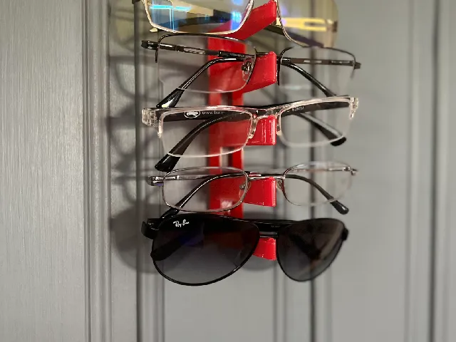 Fast printing wall mounted glass holder for 5 glasses