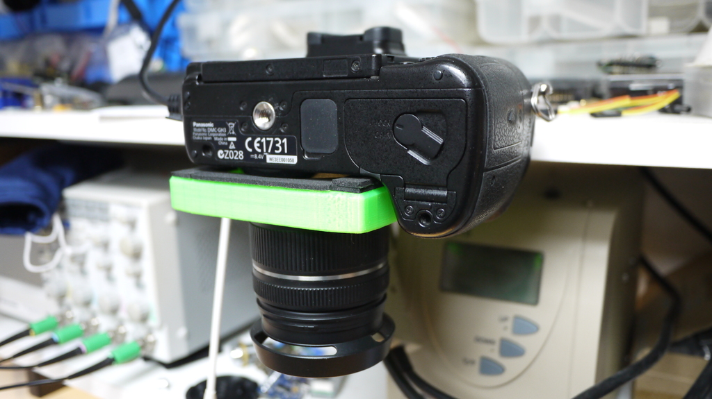 Panasonic Lumix GH4 Handsfree Holder