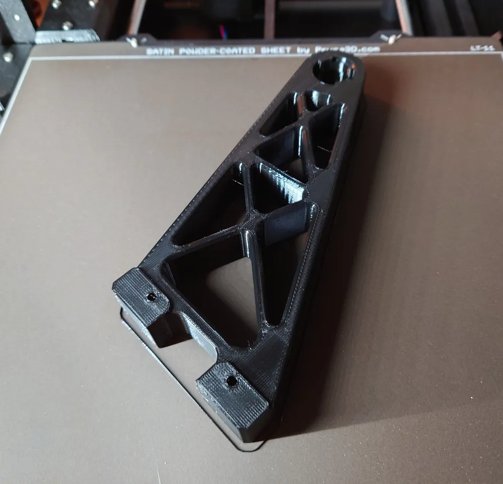 Longer Spool base for enclosure by leighton.works | Download free STL ...