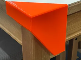 Klammer zur Befestigung einer MDF-Platte auf IKEA-Jokkmokk