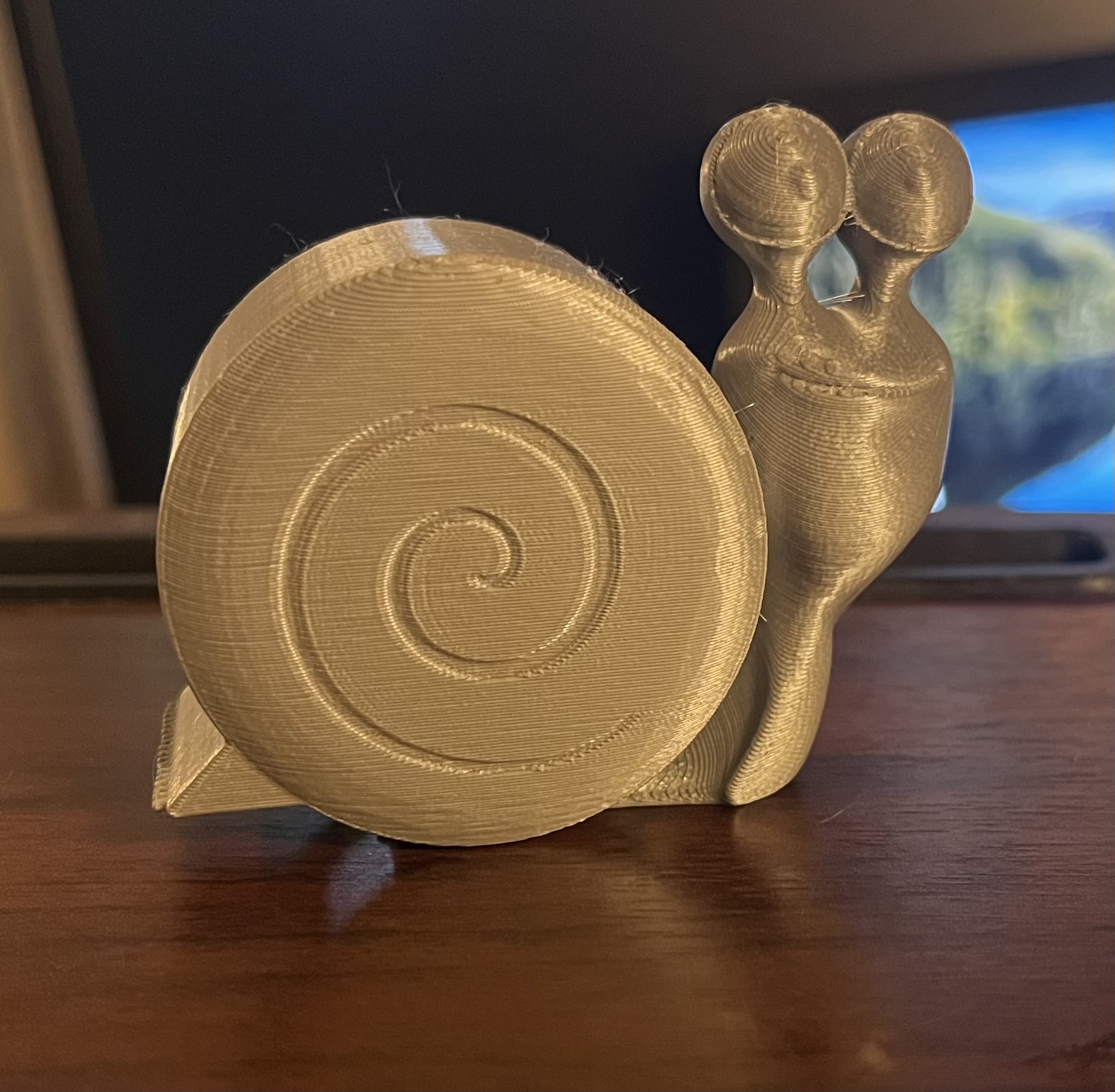 Snail Tape Dispenser by Stephen Download free STL model
