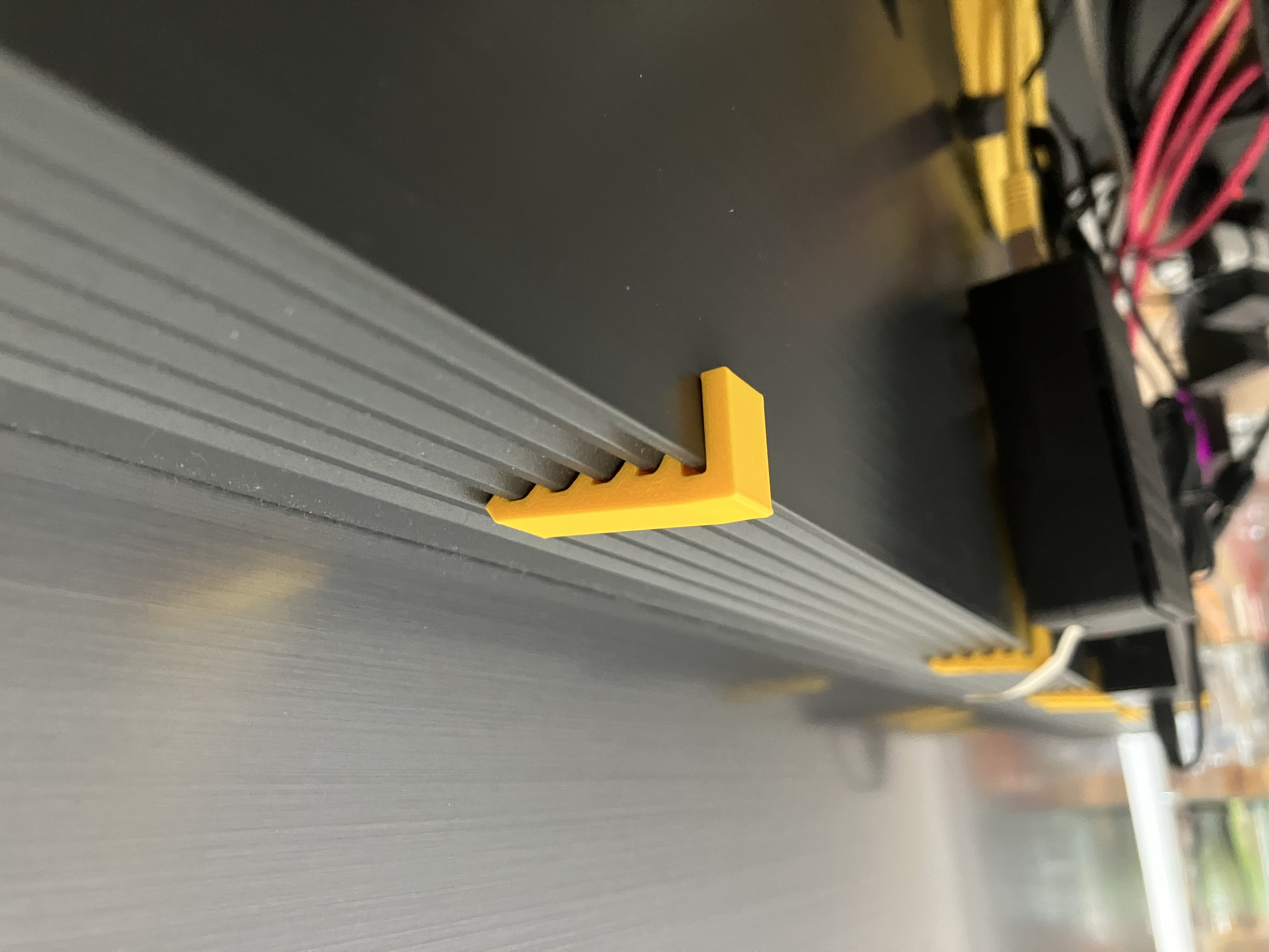 LG OLED Backside Hook