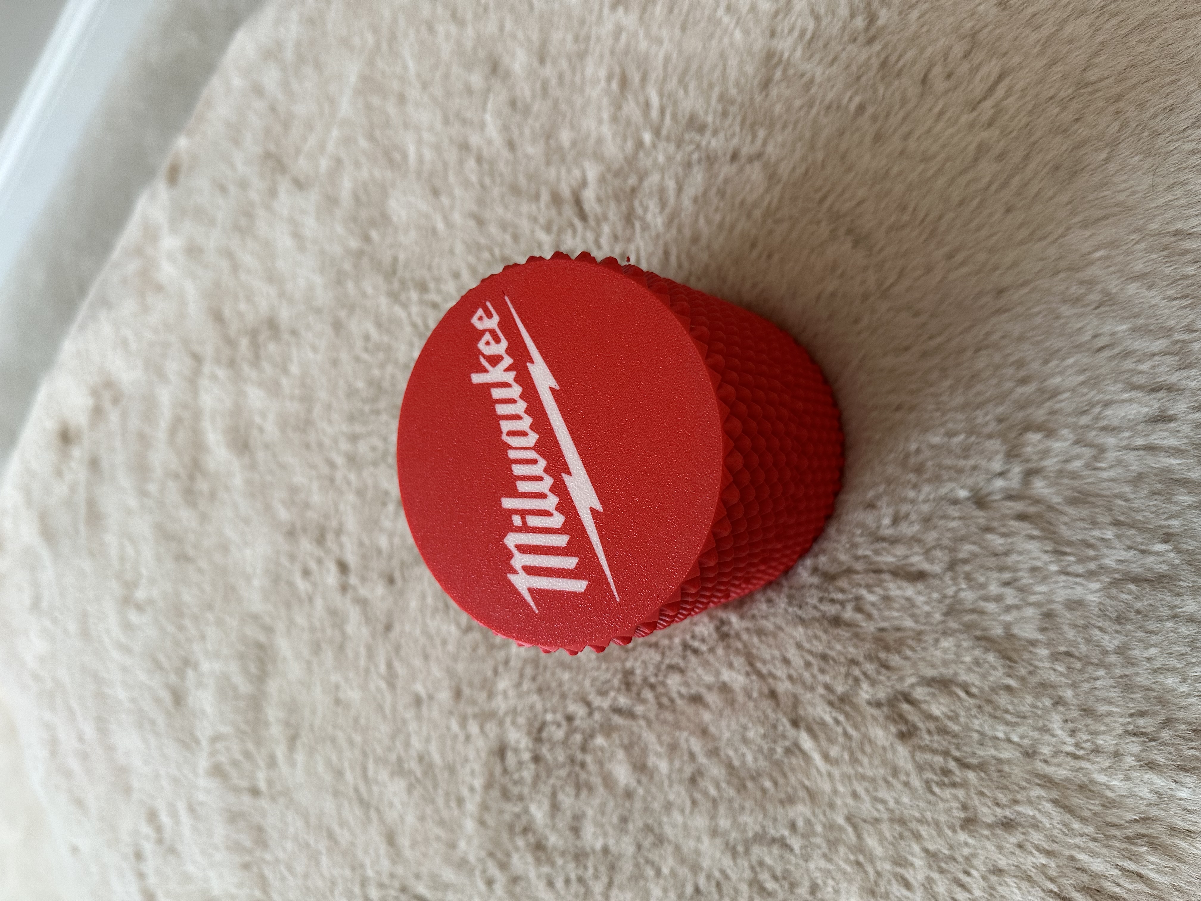 Miniatura 4 do modelo 3D Milwaukee Threaded Container