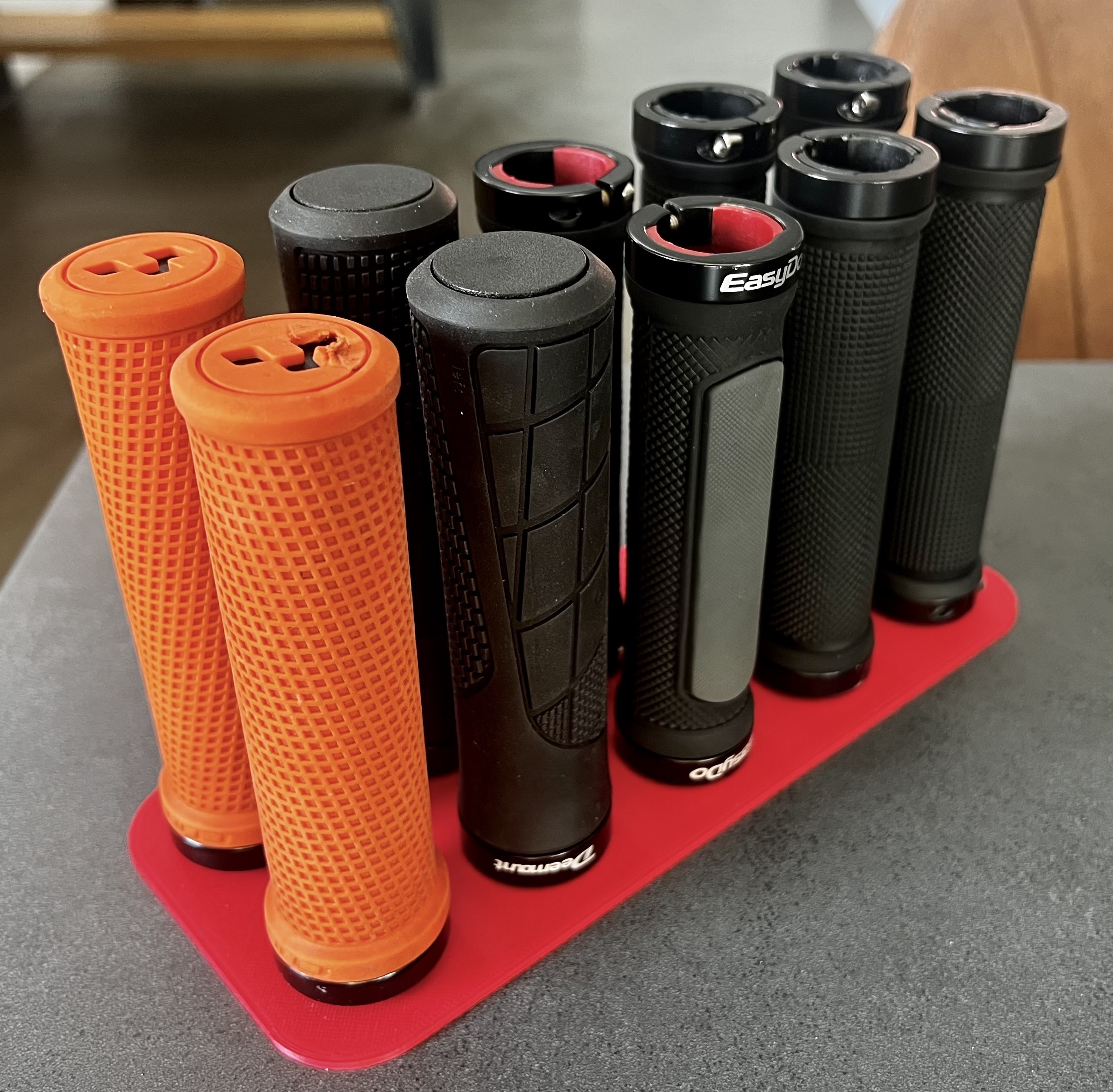 Mountainbike Grip Holder Shelf Rack Bicycle Handlebar Grips Mountainbike Grip Holder Shelf Rack Bicycle Handlebar Grips