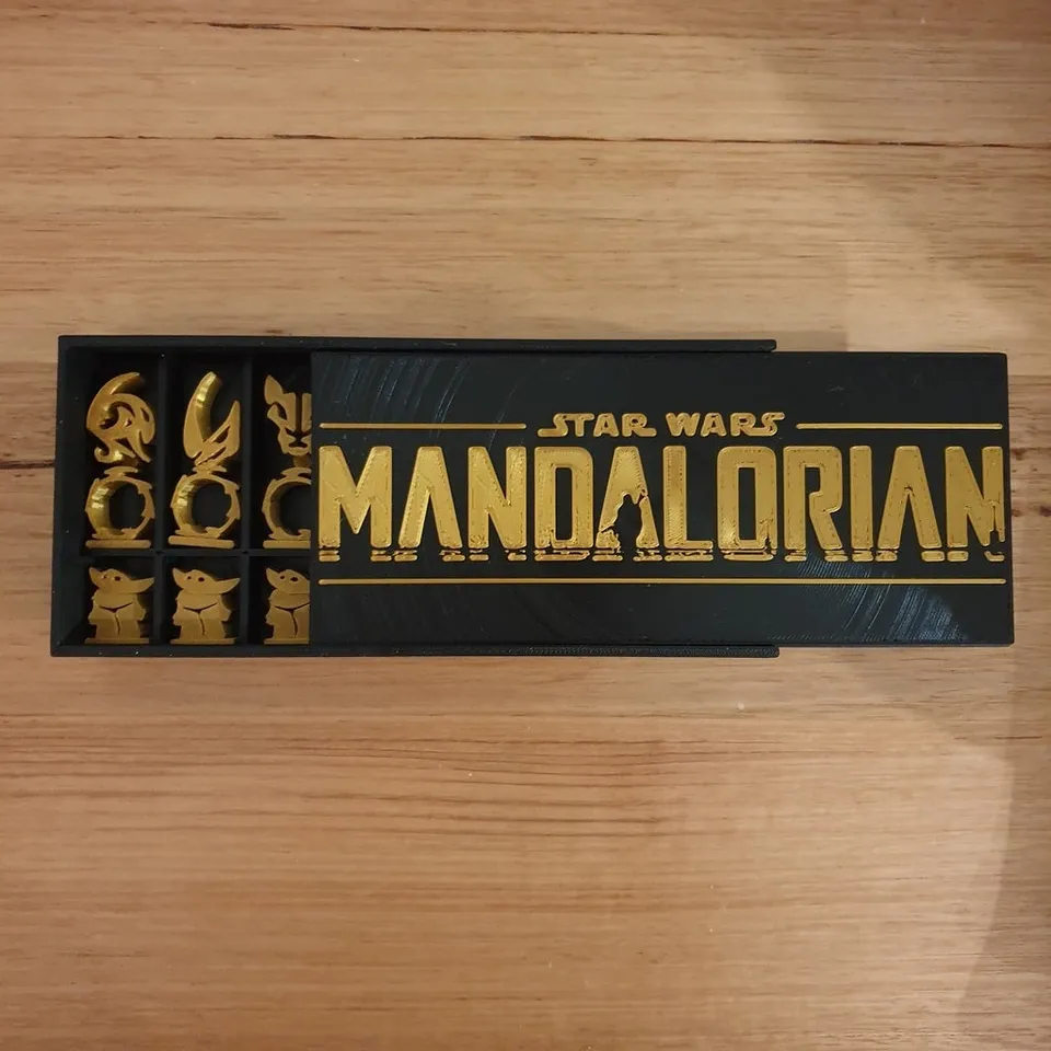 Mandalorian Chess Set and display box by 3DPrintBunny Download