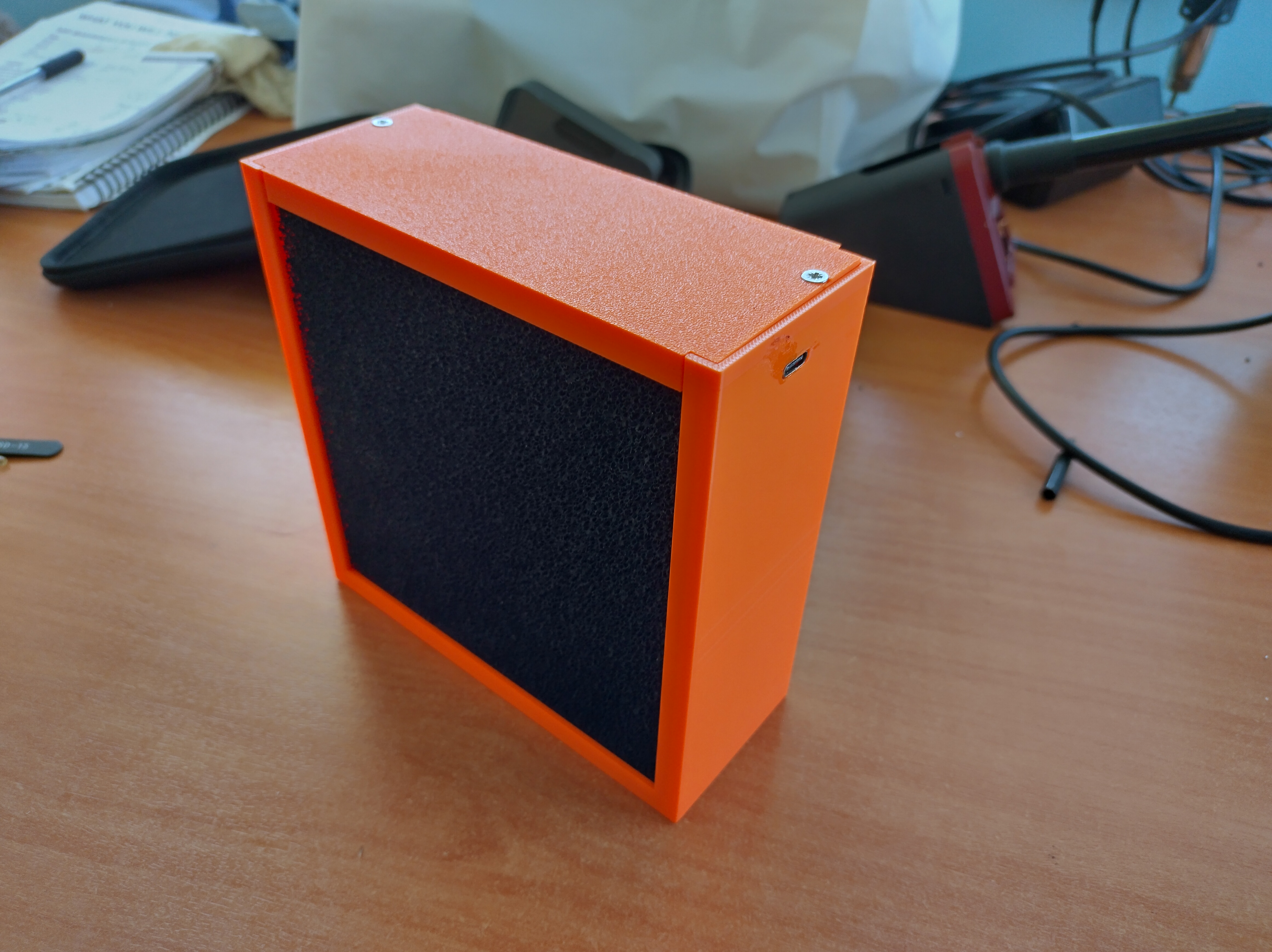 Minimalistic Solder Fume Extractor USB-C PD