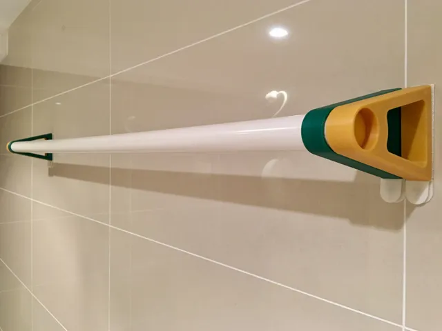 Towel hanger