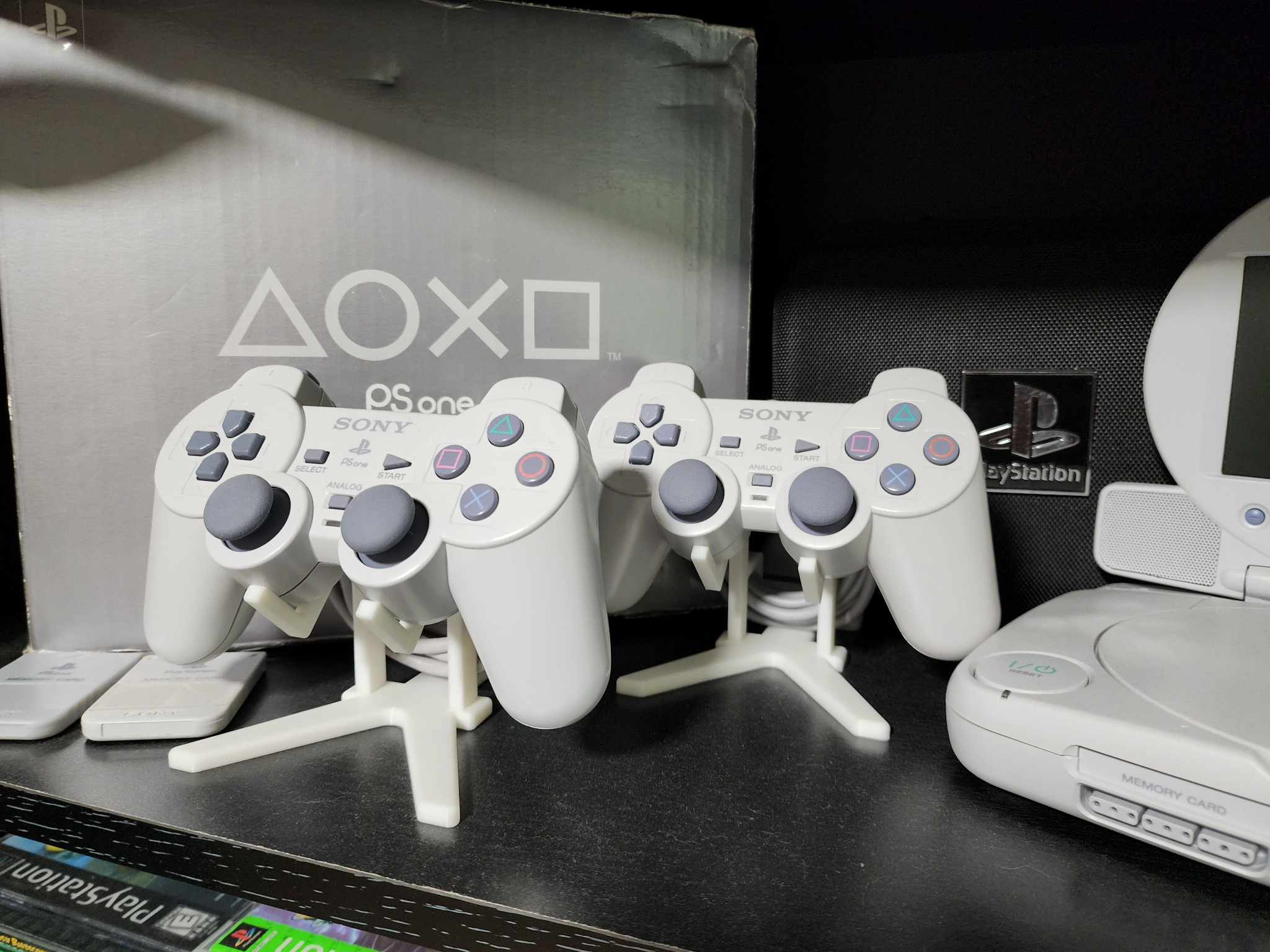 PS1 / PS2 / Playstation Controller Holder / Stand