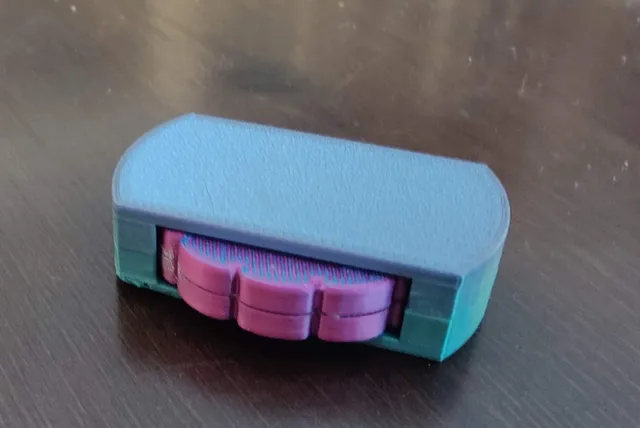 Magnetic fidget wheel