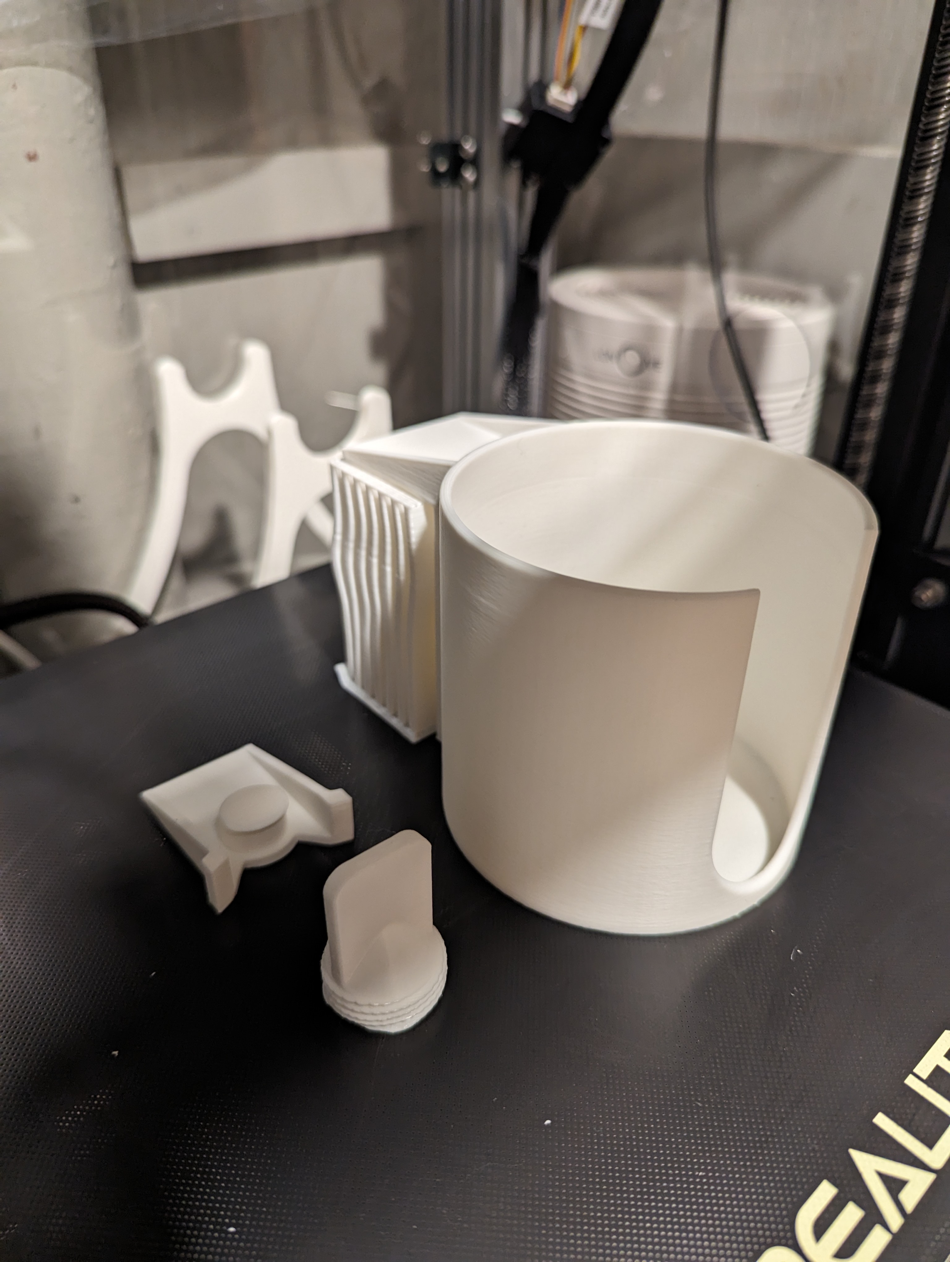 Miniatura 3 do modelo 3D Side Table Cup Holder **FIXED**