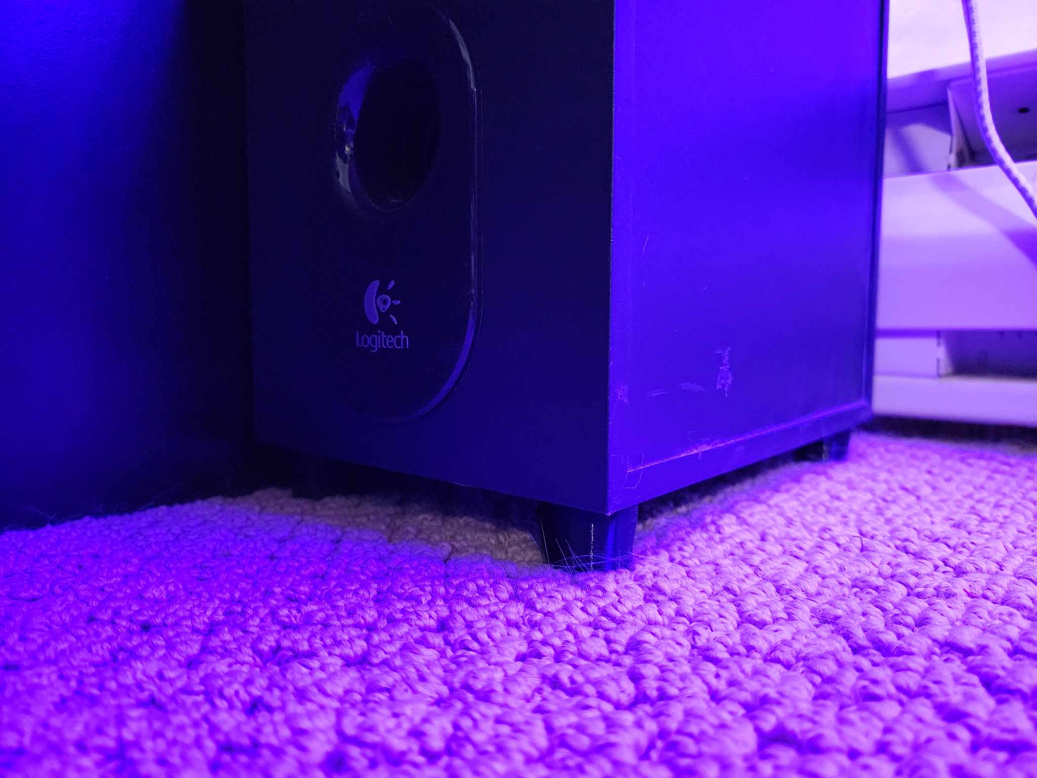 Logitech / Universal Subwoofer "Foot" by Jared Doppenberg Download free STL model