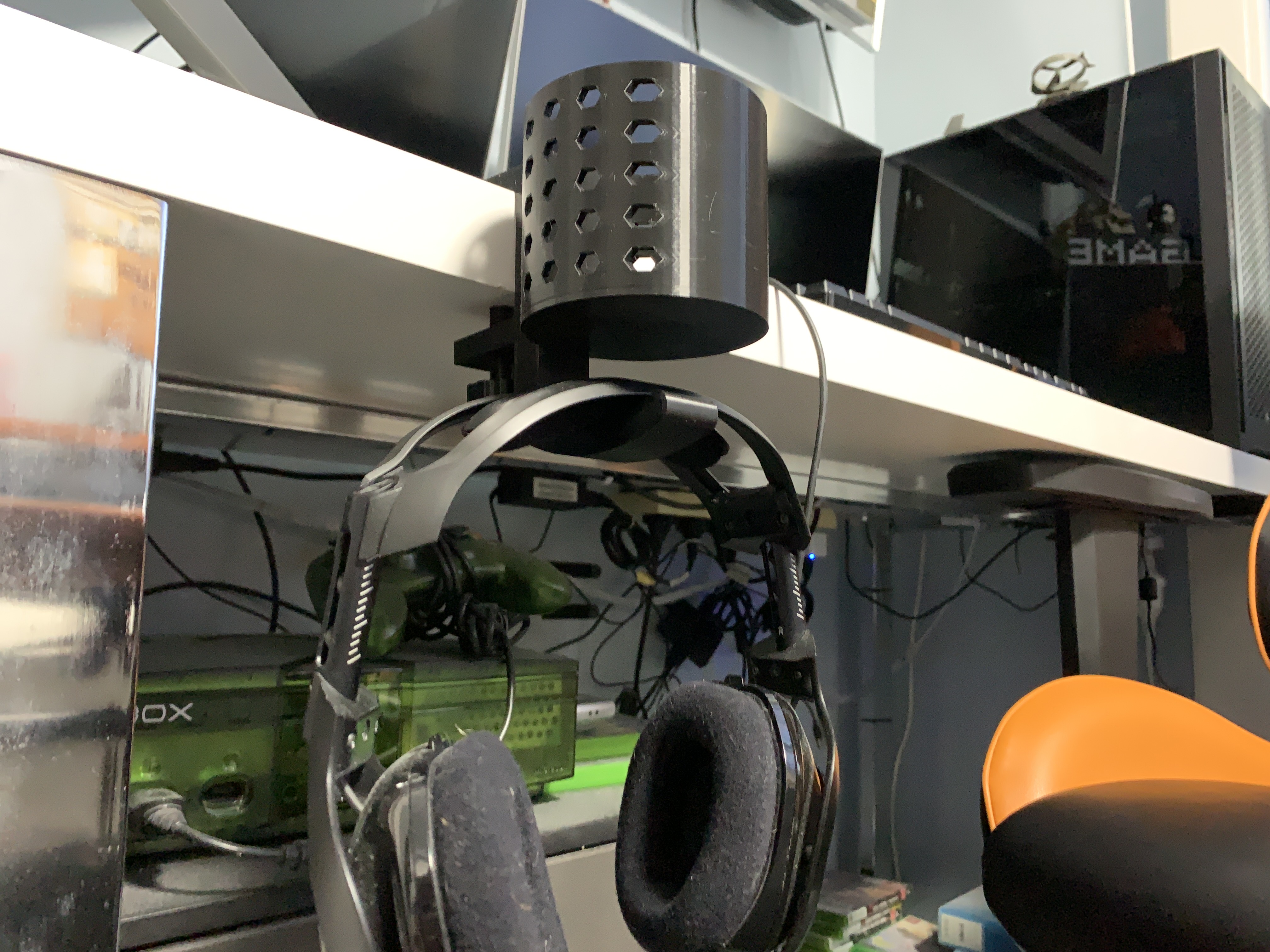 Desk Edge Bottle and Headphone Holder 2b