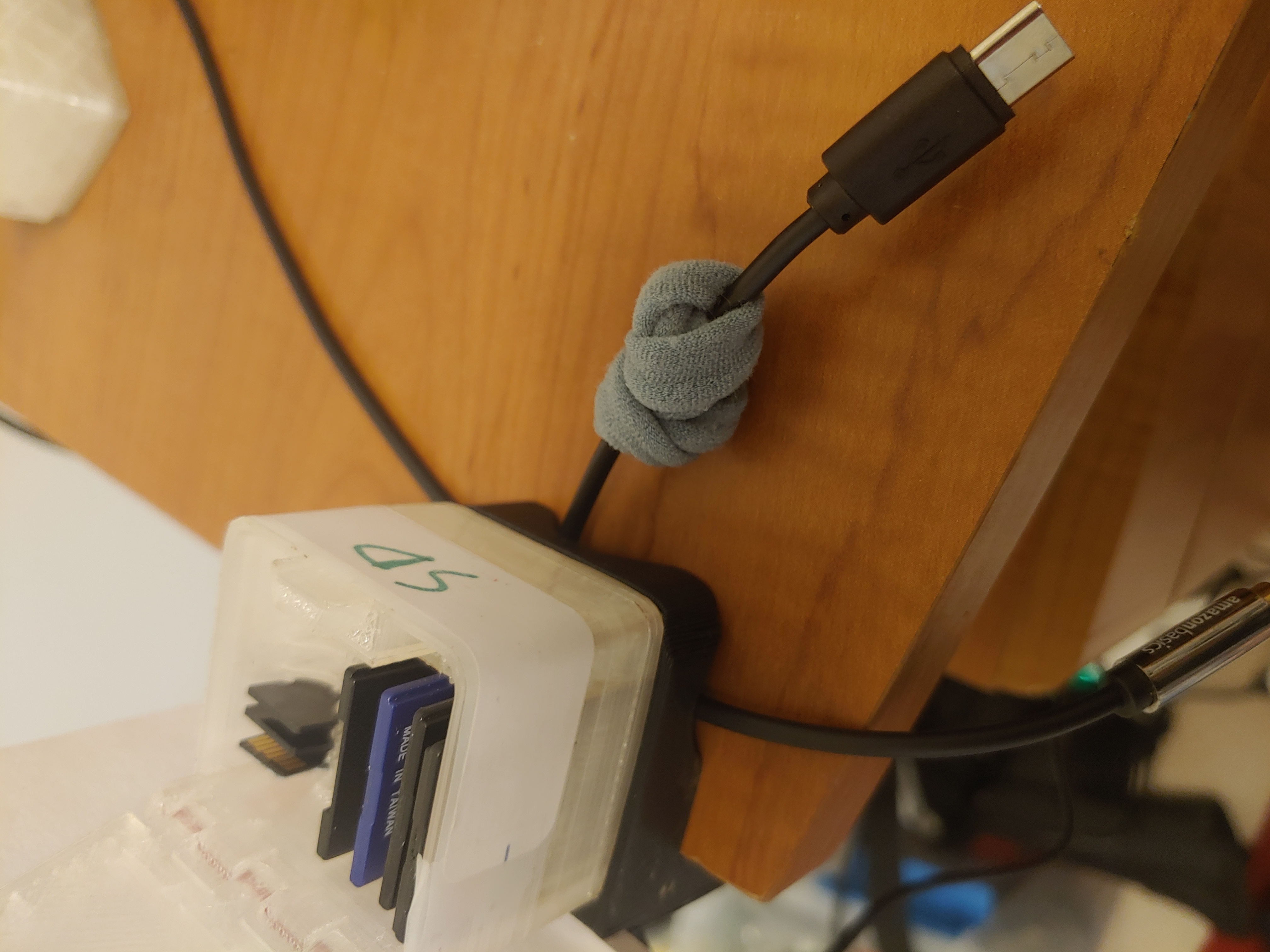 Multifunctional cable organizer desk clamp