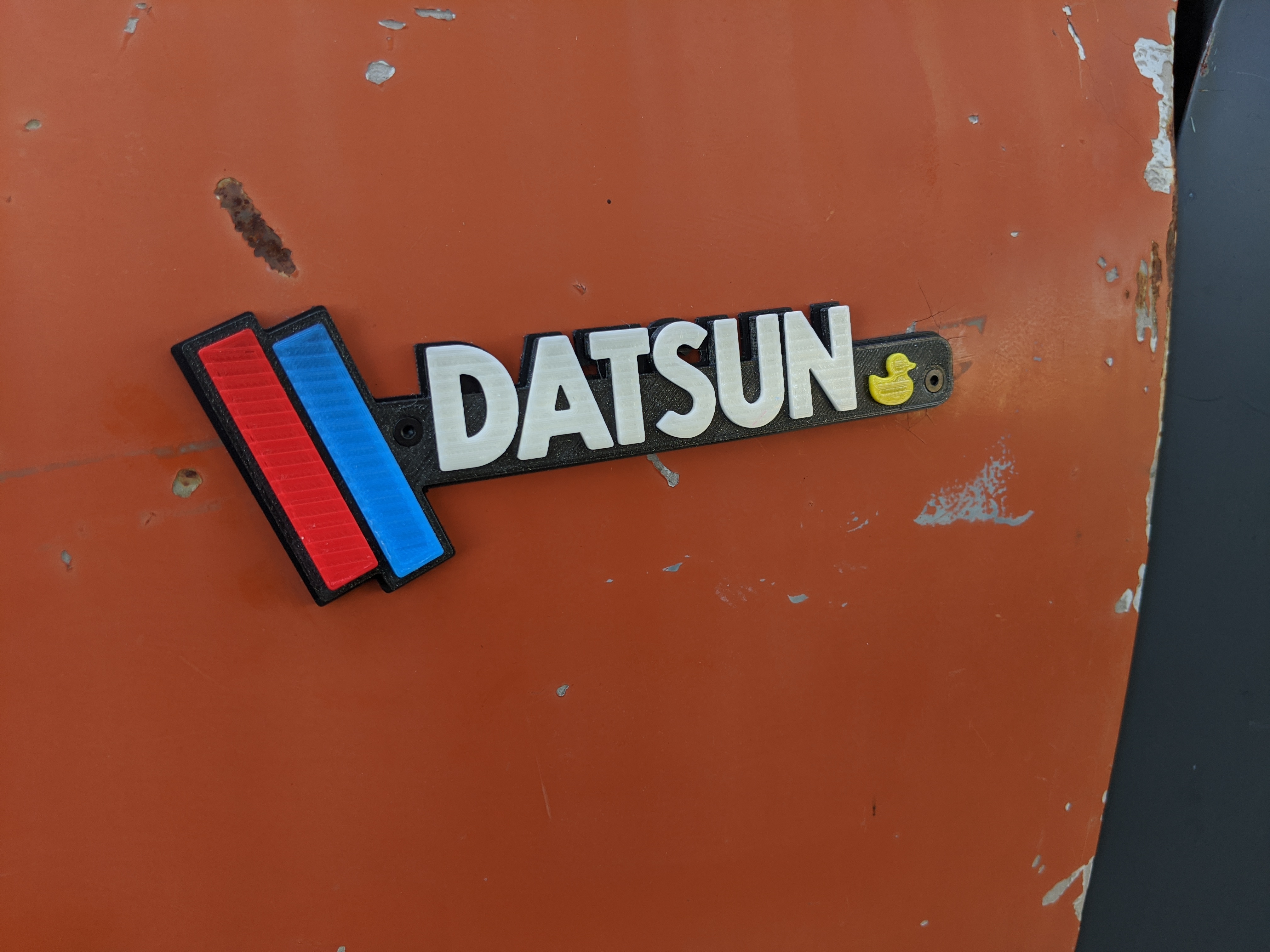 Datsun 620 Custom Fender Emblems