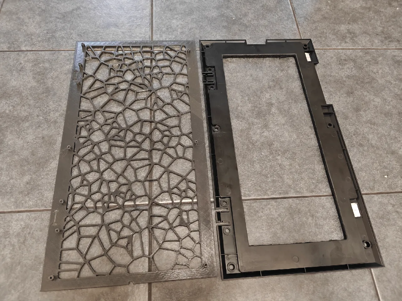 Fractal Design Define XL (v2) voronoi front panel by Spegelius